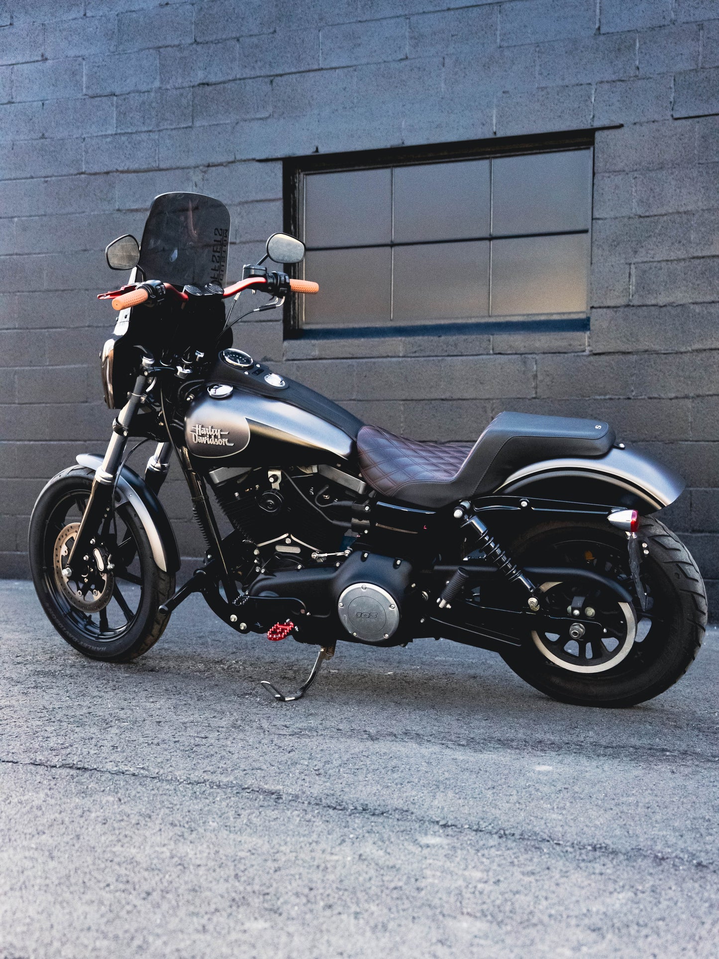 2017 FXDB STREET BOB
