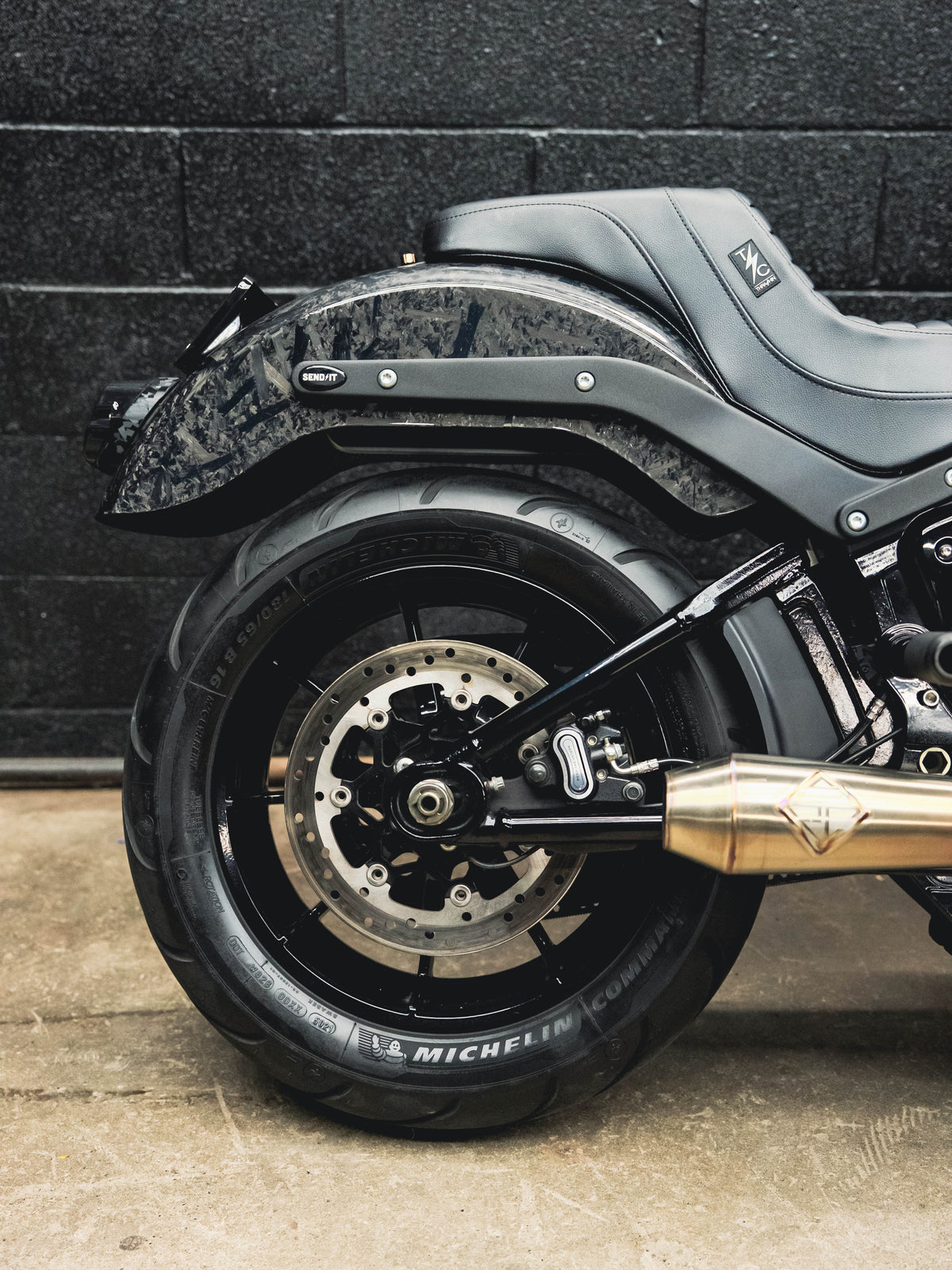 2022 FXLRS