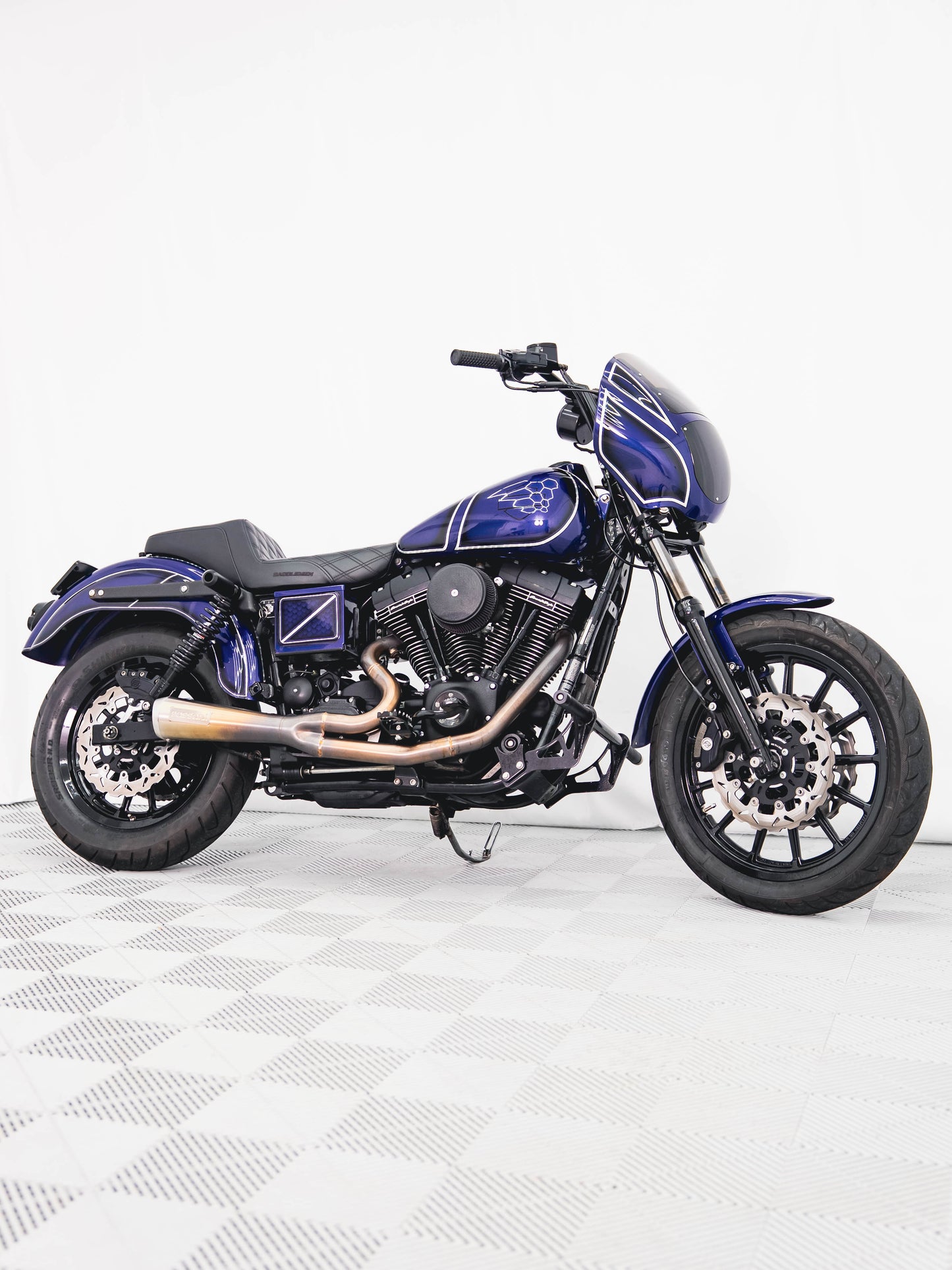 2002 FXDX 6K MILES. FRESH BUILD