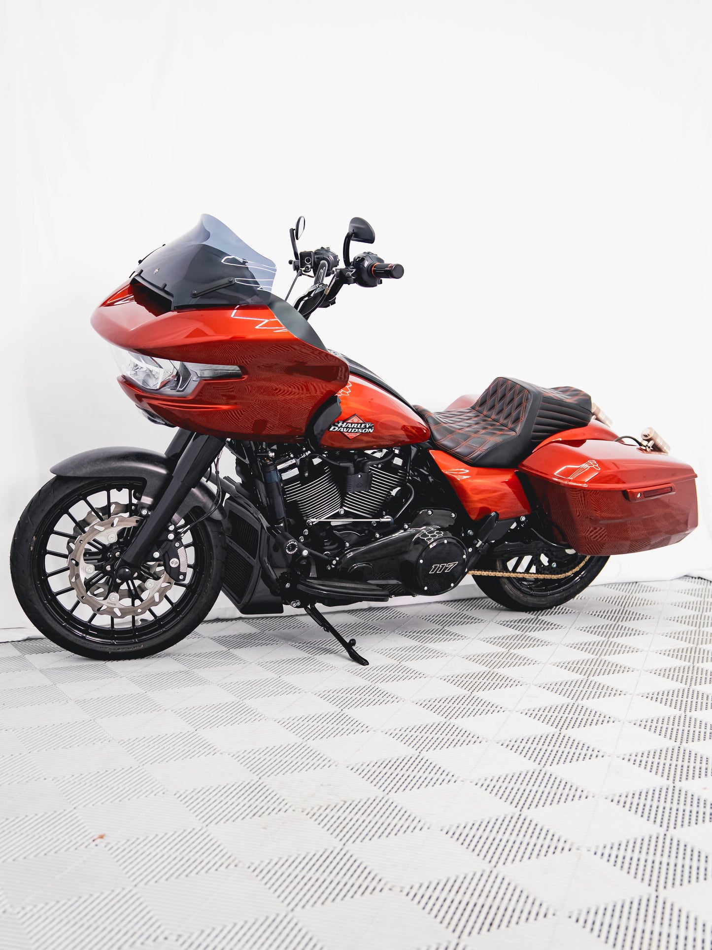 2025 ROAD GLIDE 190 MILES
