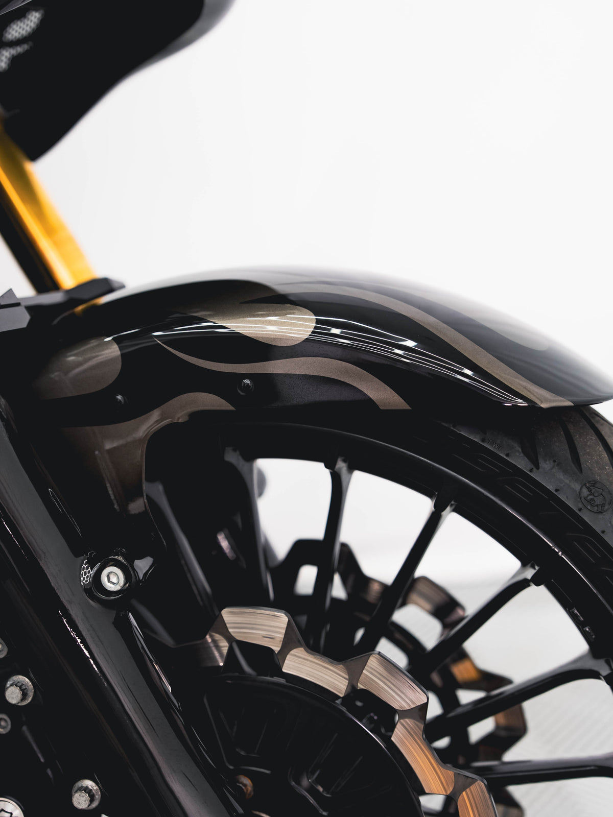 2018 ROAD KING 124"