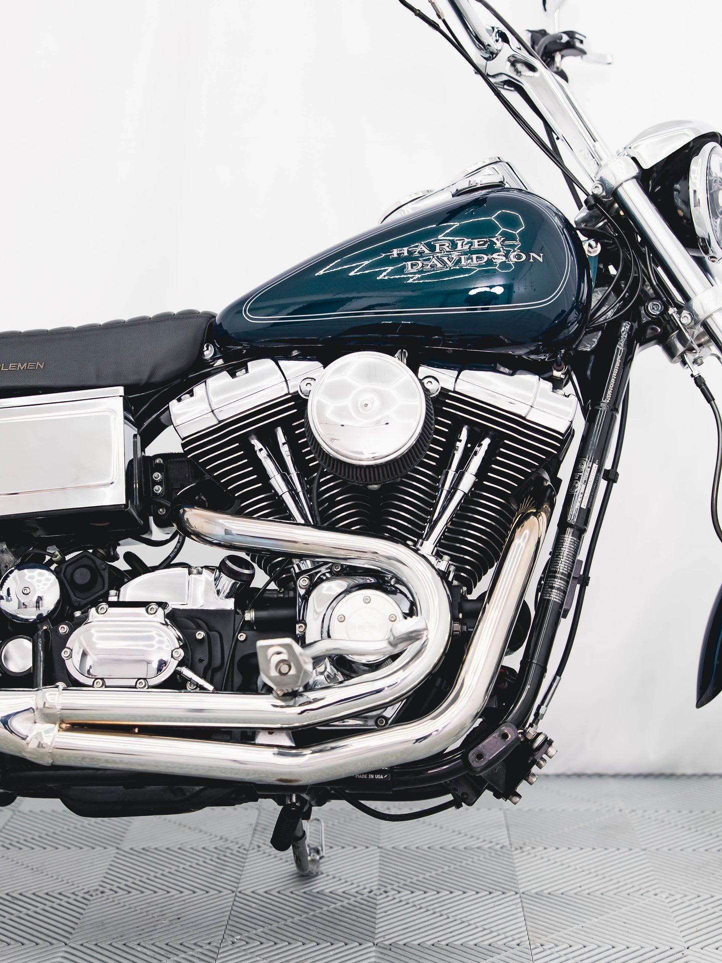 2002 FXDL JADE SUNGLO