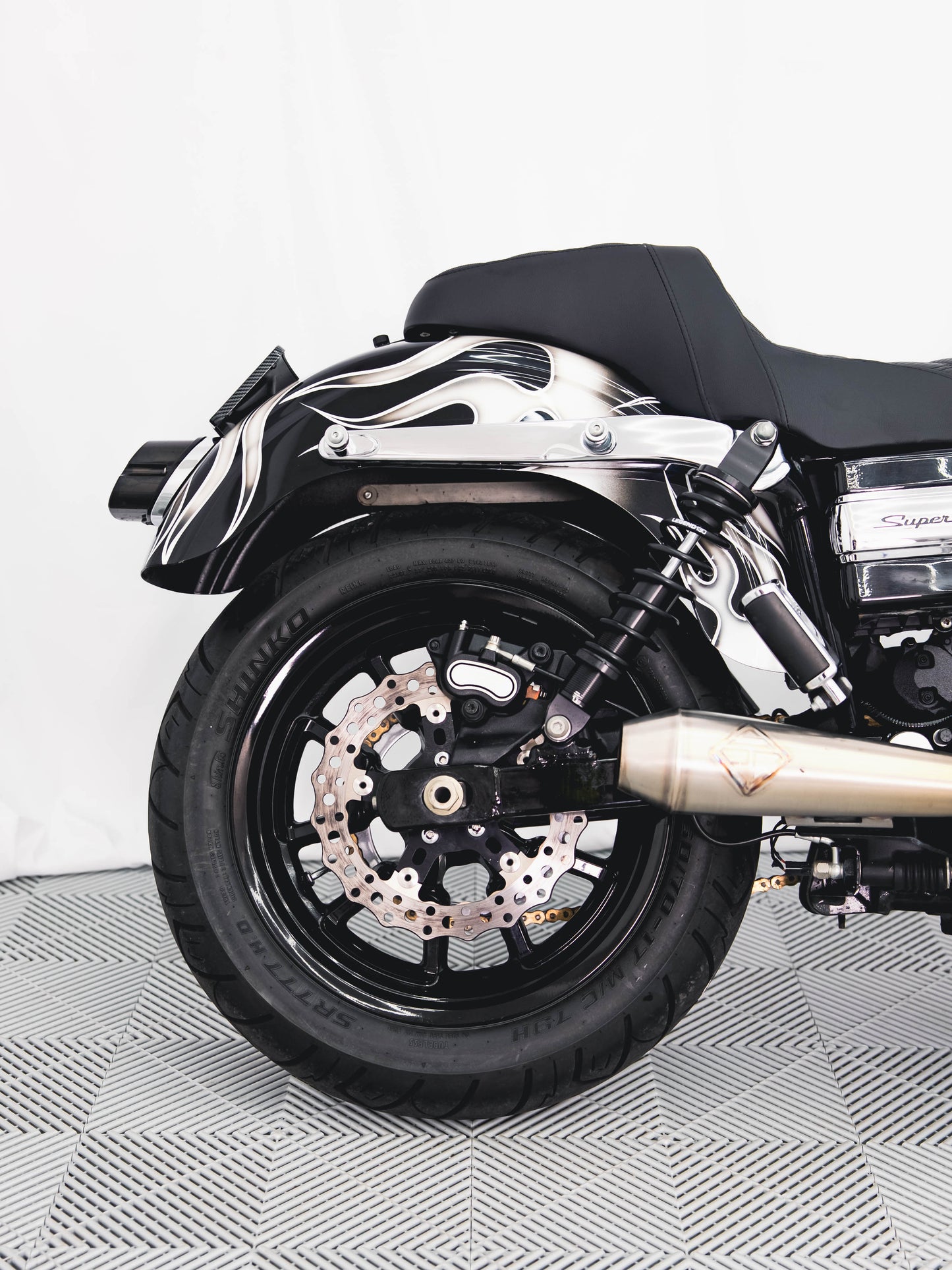 2011 SUPER GLIDE CUSTOM