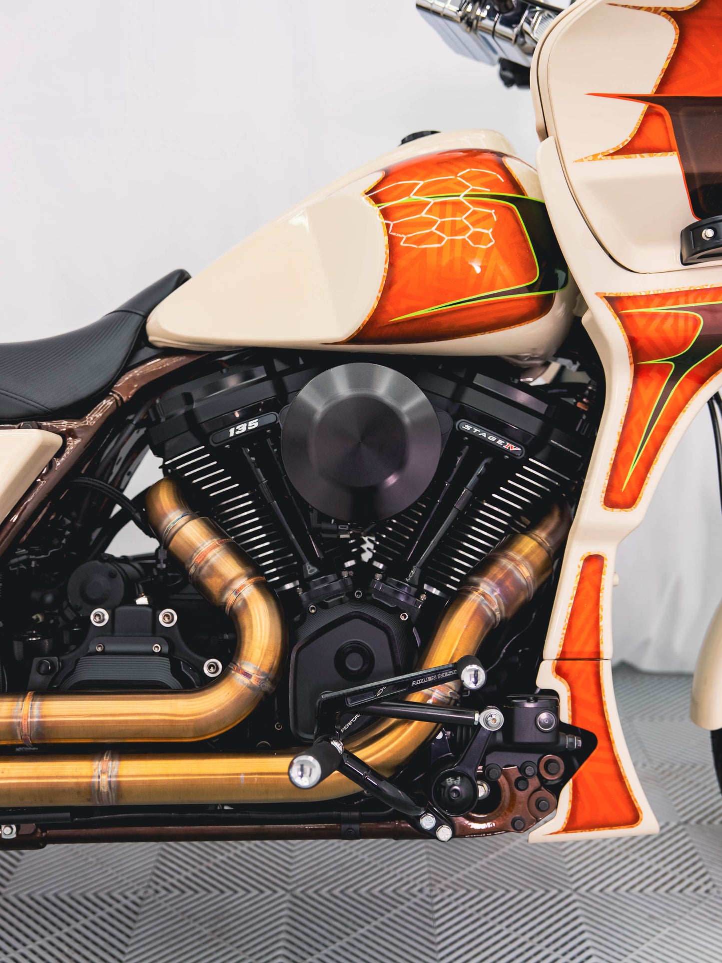 2022 ROAD GLIDE 135" CRATE MOTOR 155HP!