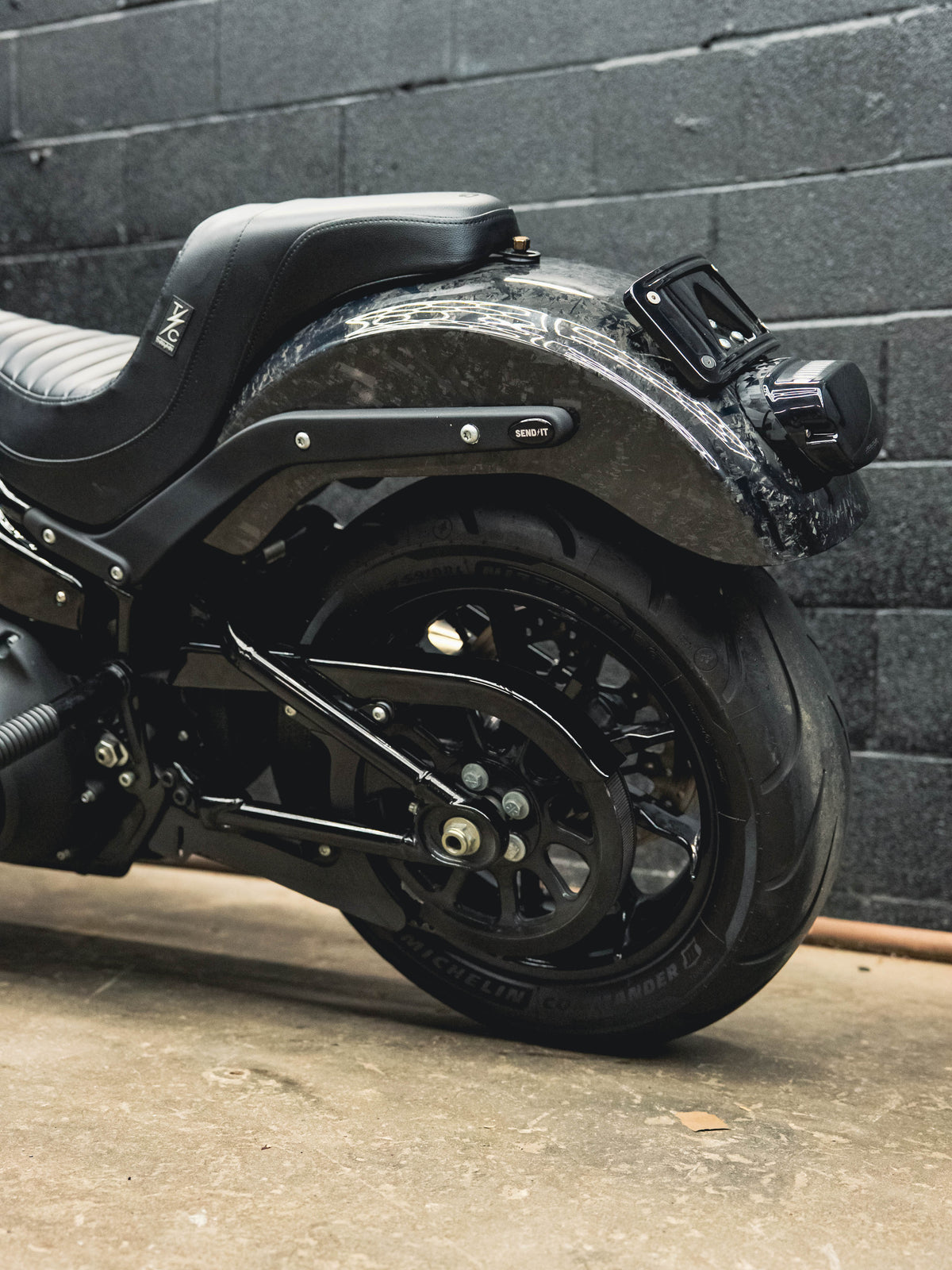 2022 FXLRS