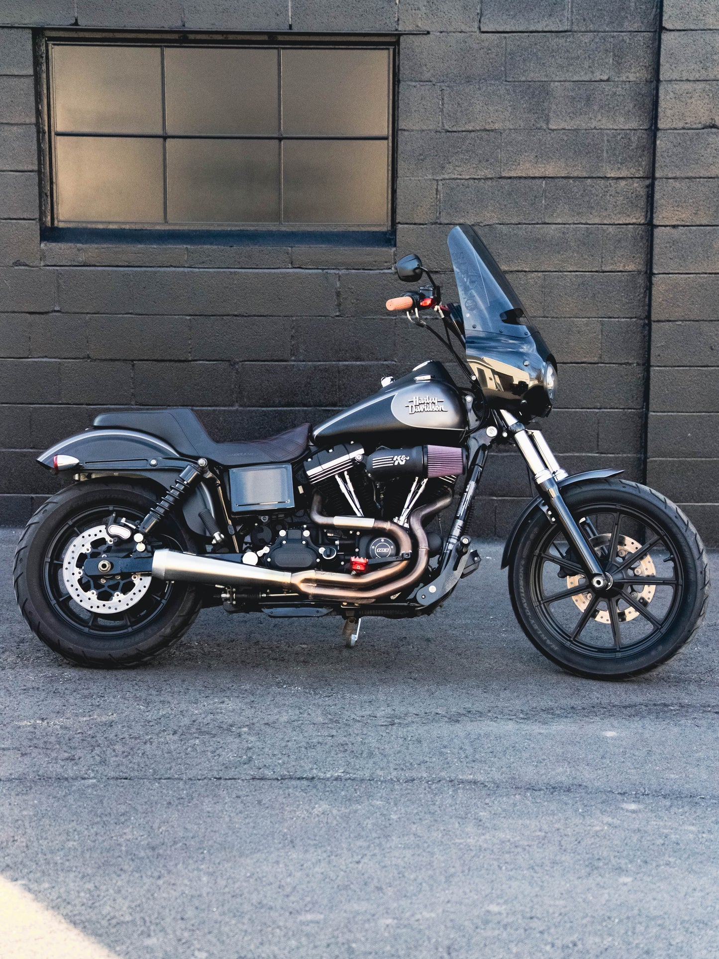 2017 FXDB STREET BOB
