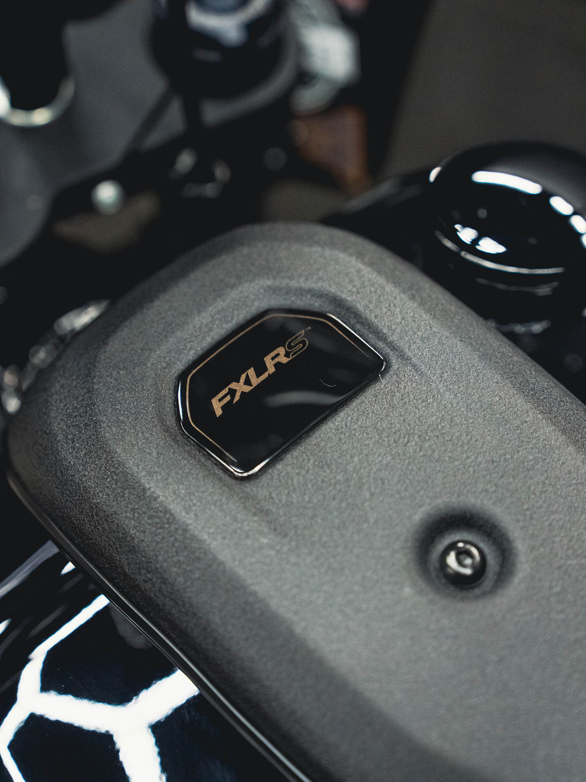 2022 FXLRS
