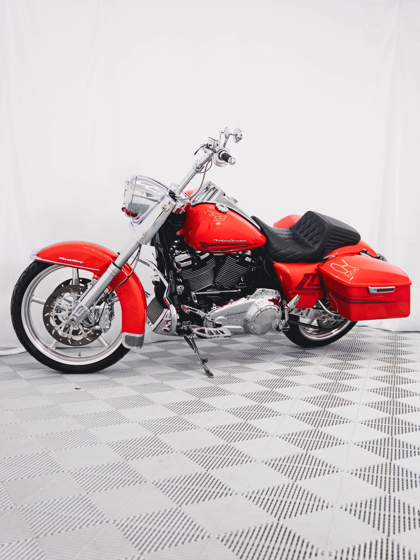 2017 ROAD KING TMAN 127"