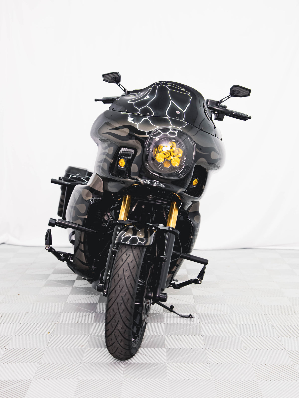 2018 ROAD KING 124"