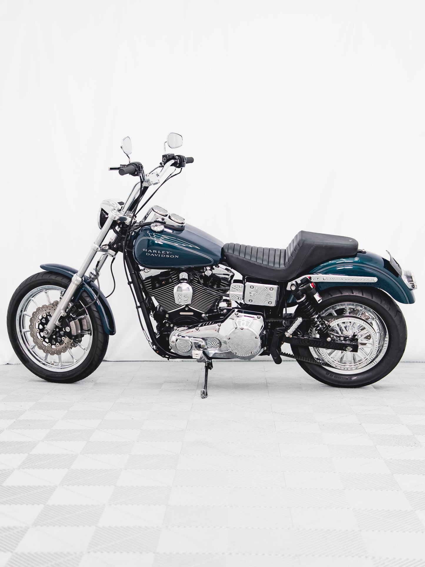 2002 FXDL JADE SUNGLO