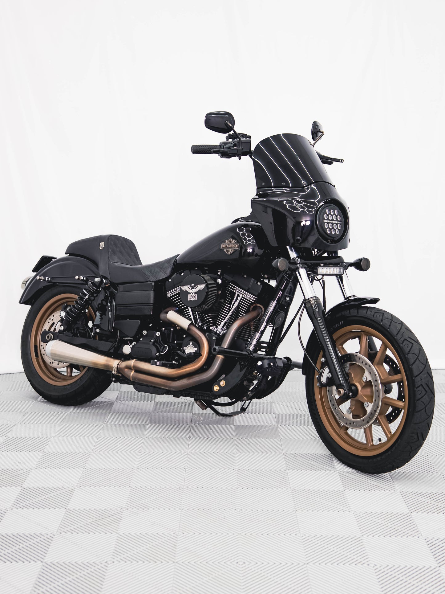 2017 FXDLS