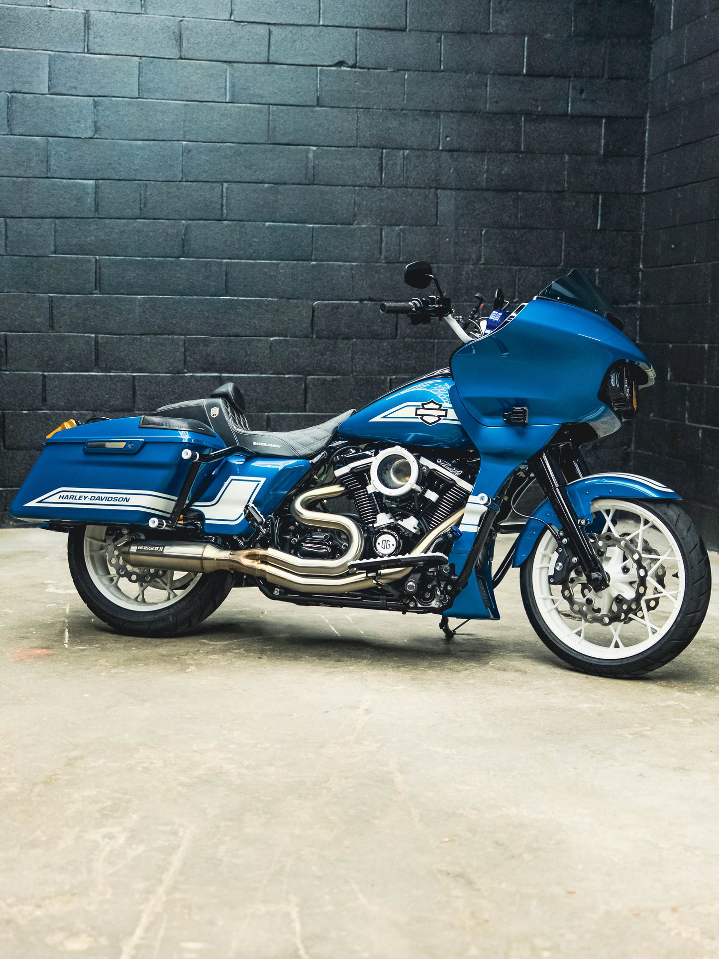 2023 FAST JOHNNIE 1400 MILES