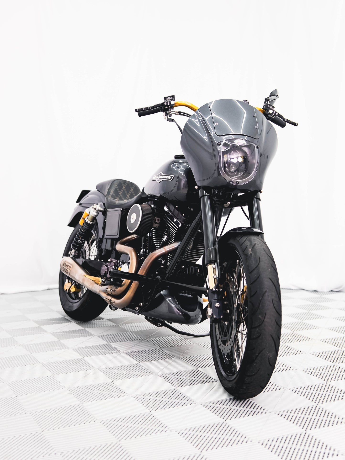 2005 FXDLI POPS GARAGE BUILD!