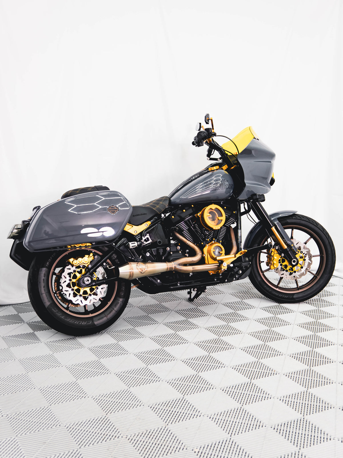 2022 LOW RIDER ST
