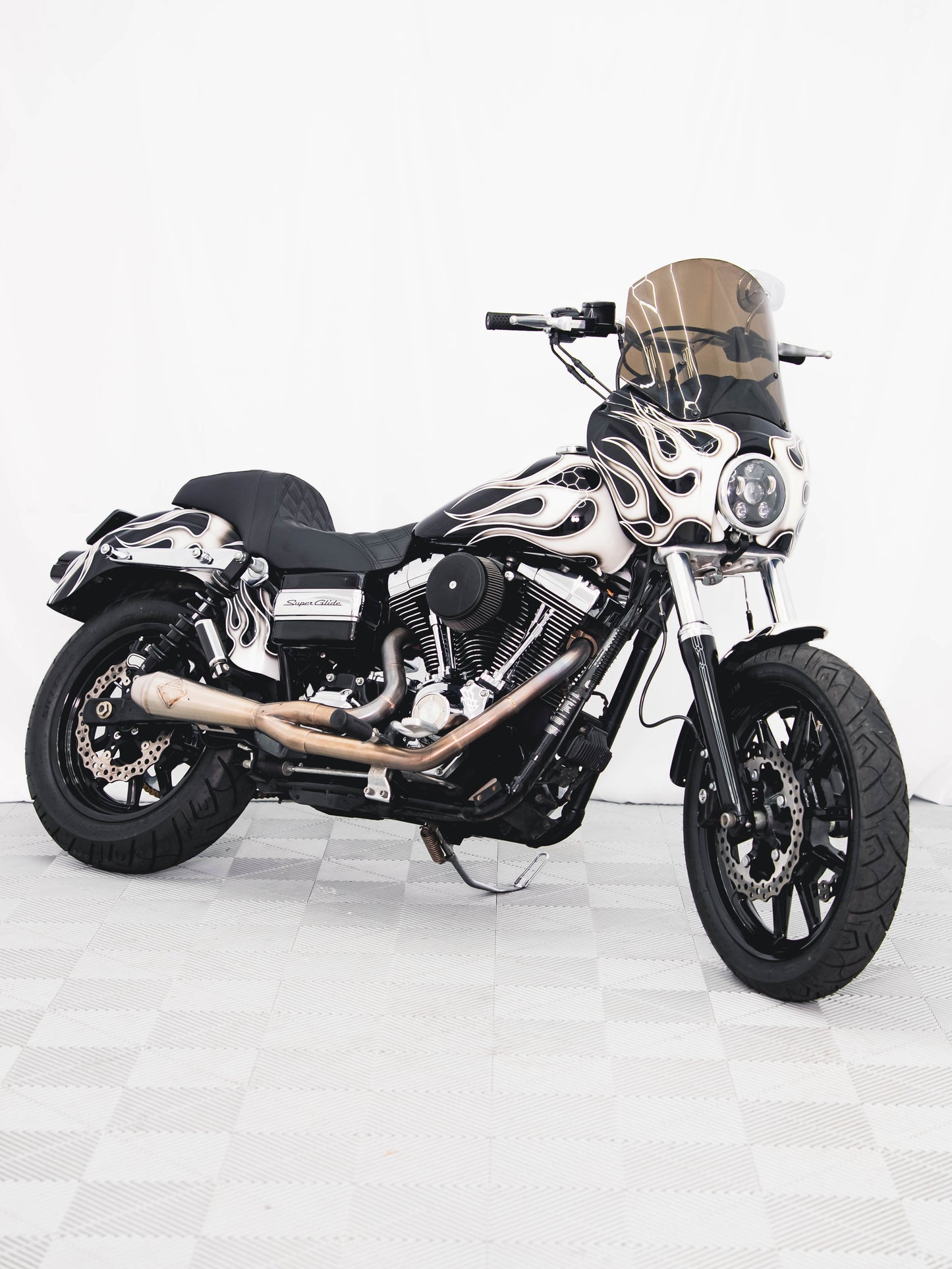 2011 SUPER GLIDE CUSTOM