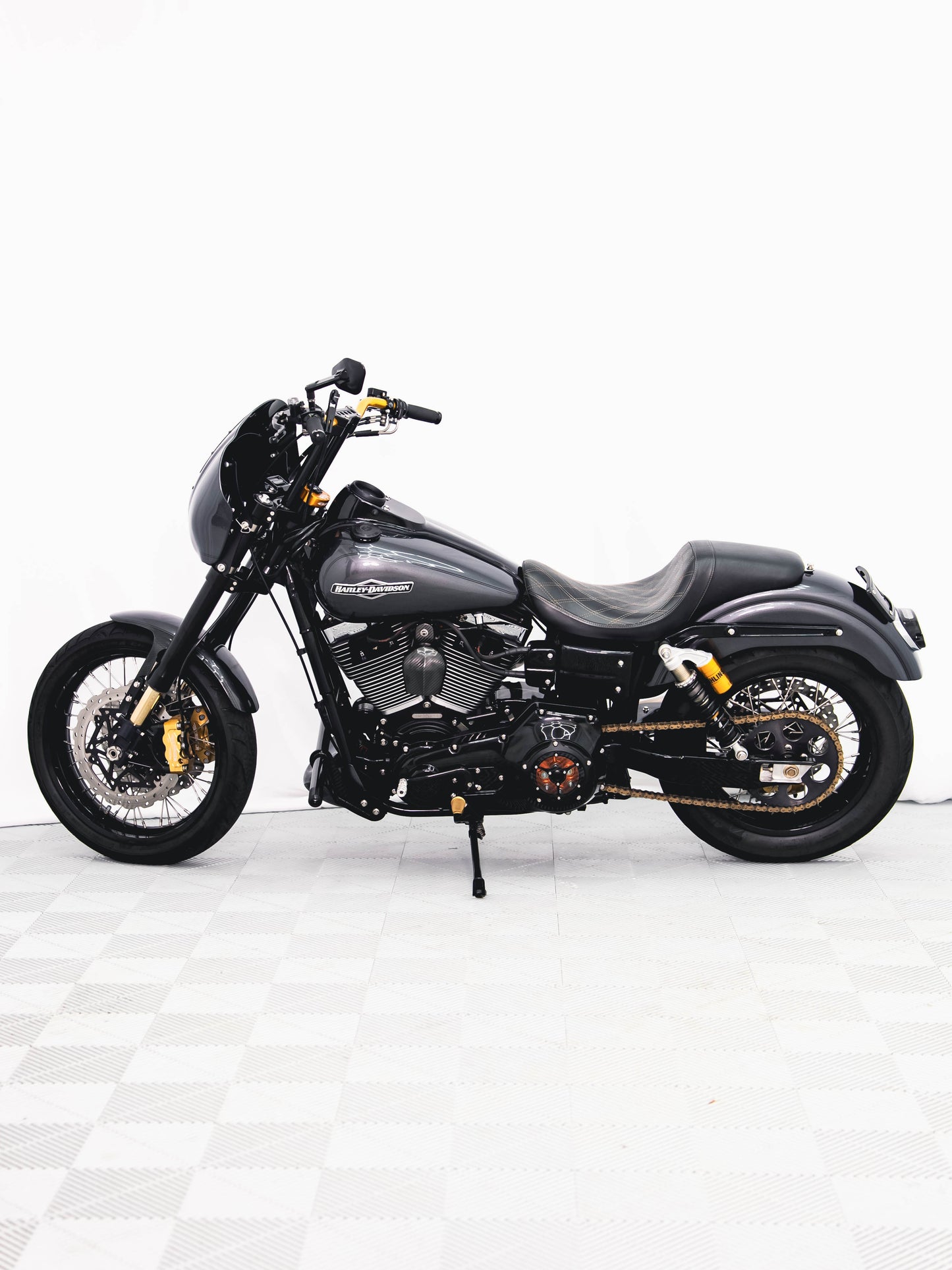2005 FXDLI POPS GARAGE BUILD!