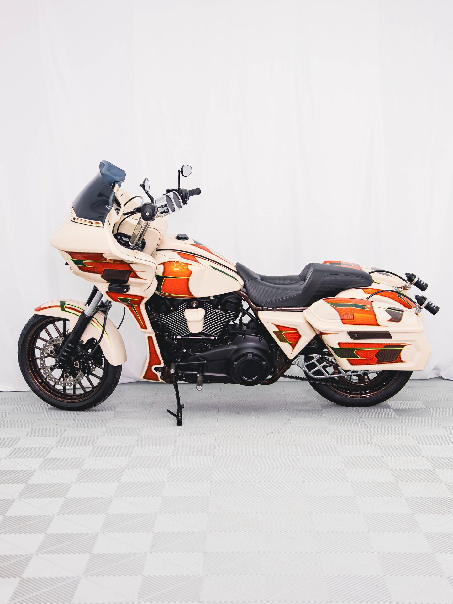 2022 ROAD GLIDE 135" CRATE MOTOR 155HP!