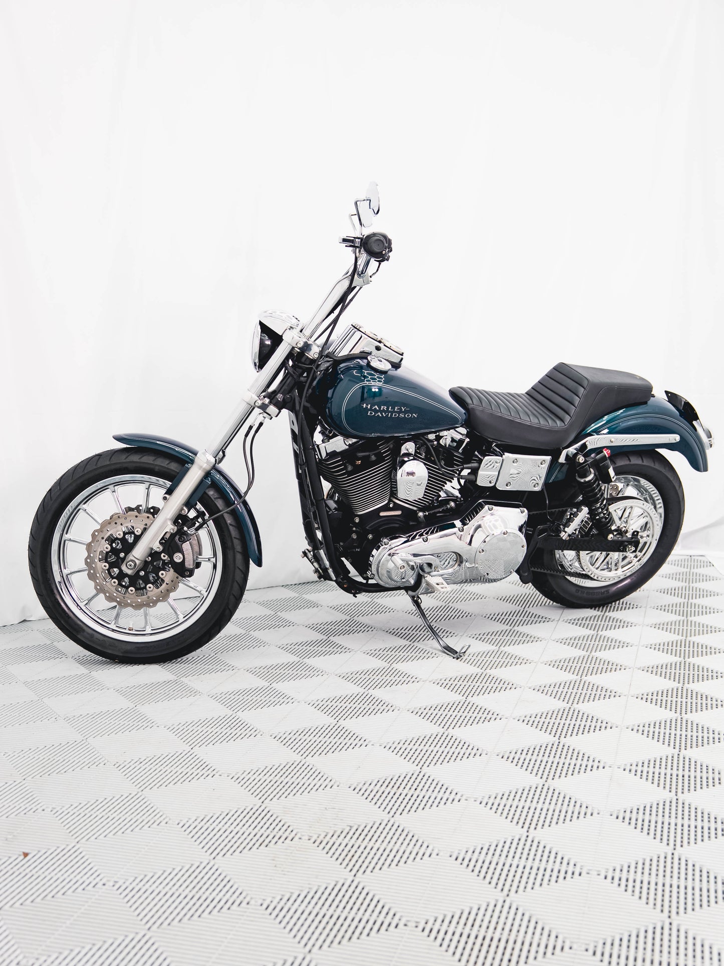 2002 FXDL JADE SUNGLO