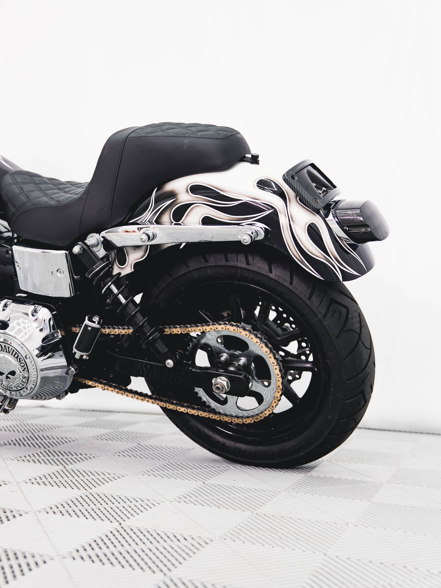 2011 SUPER GLIDE CUSTOM