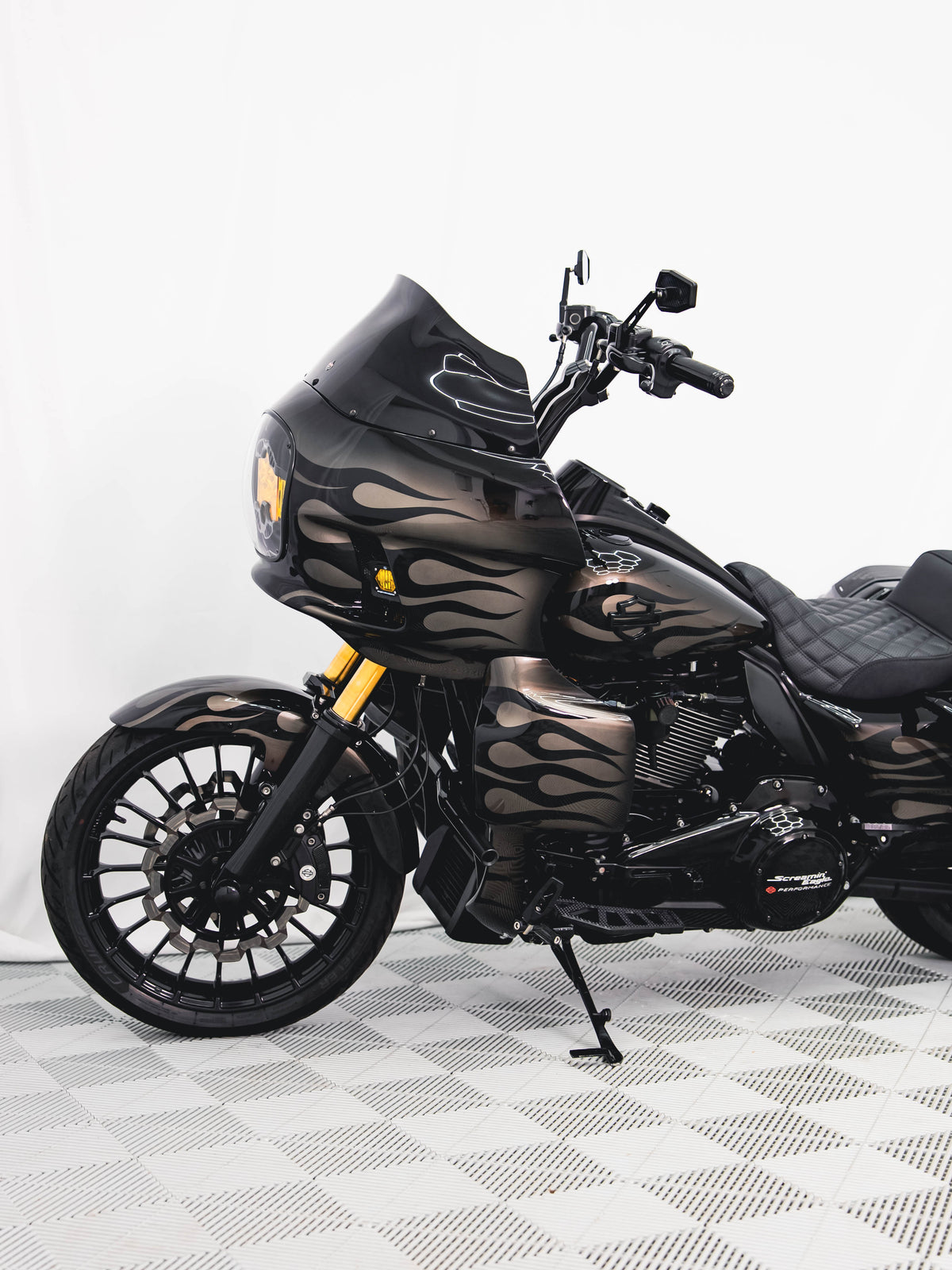 2018 ROAD KING 124"