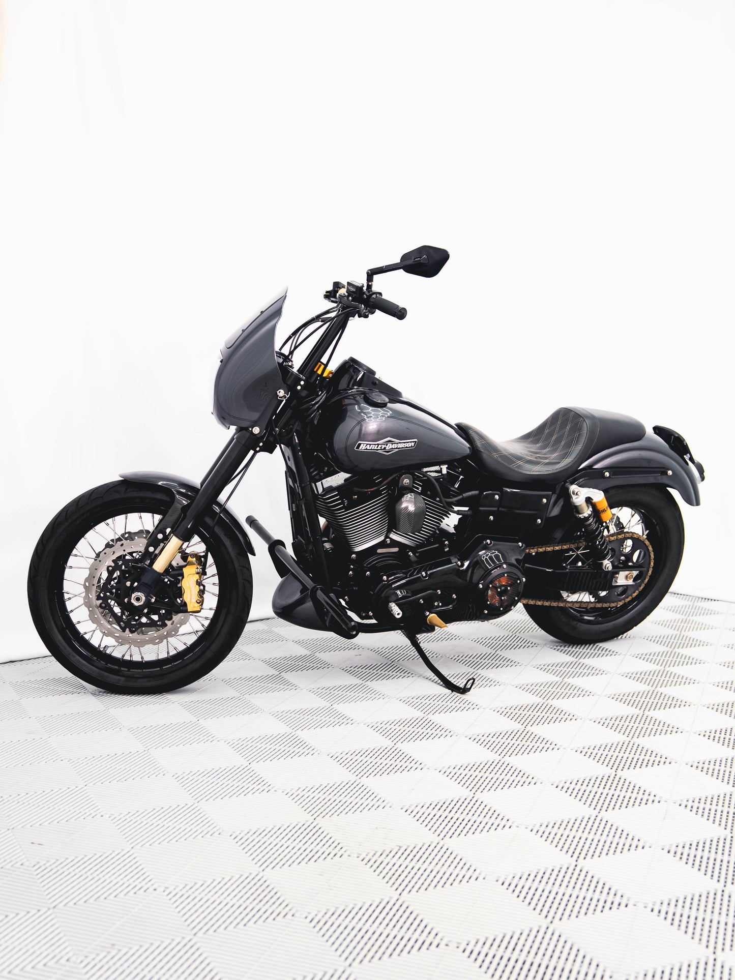2005 FXDLI POPS GARAGE BUILD!