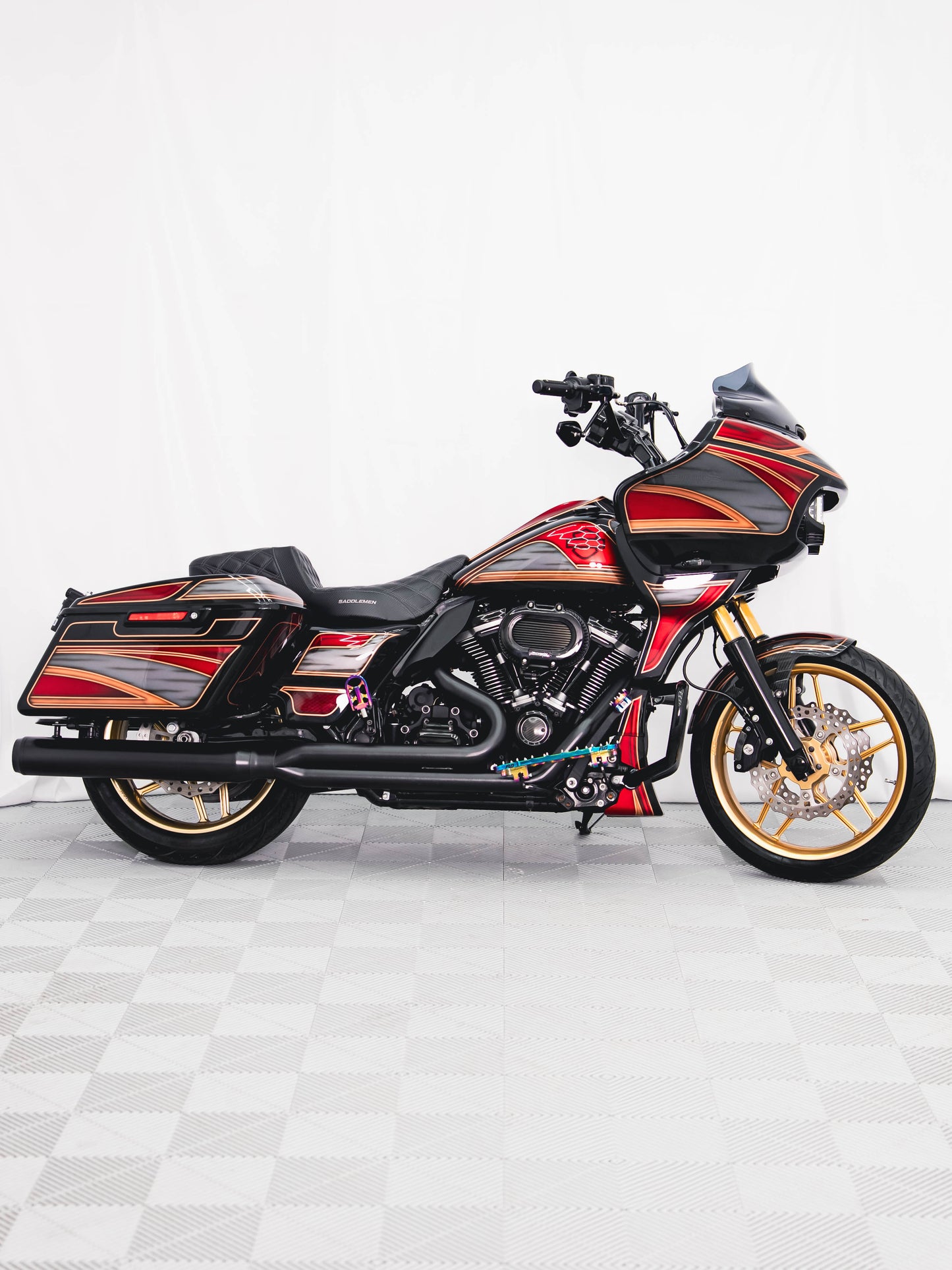 2022 ROAD GLIDE ST MOONSHINE HP