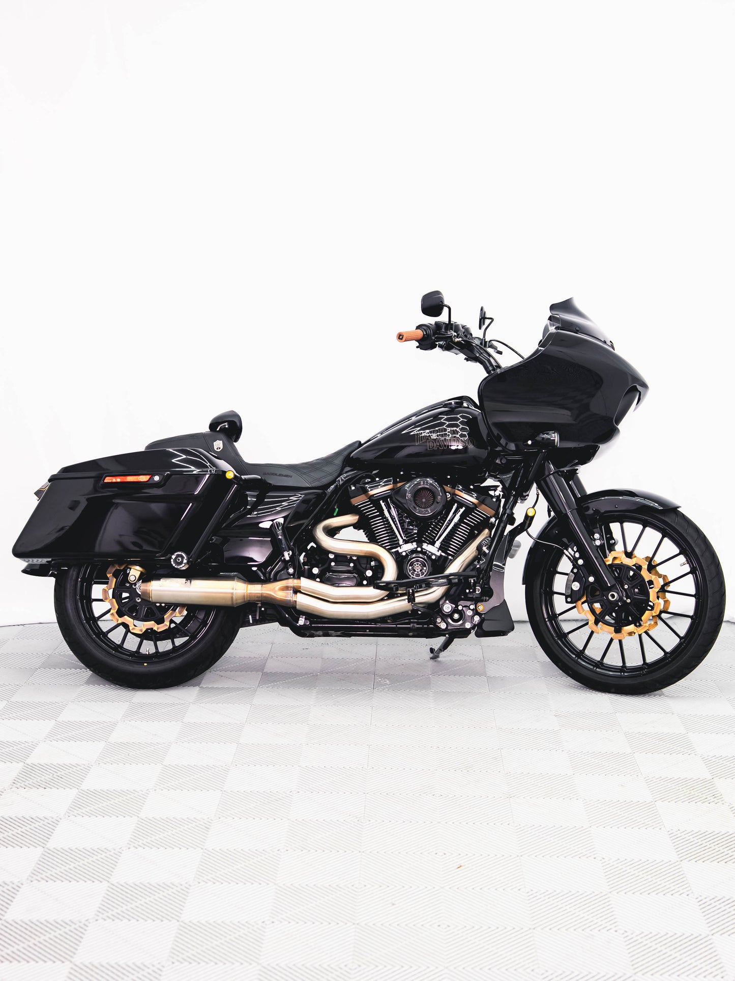 2022 ROAD GLIDE ST 2k MILES
