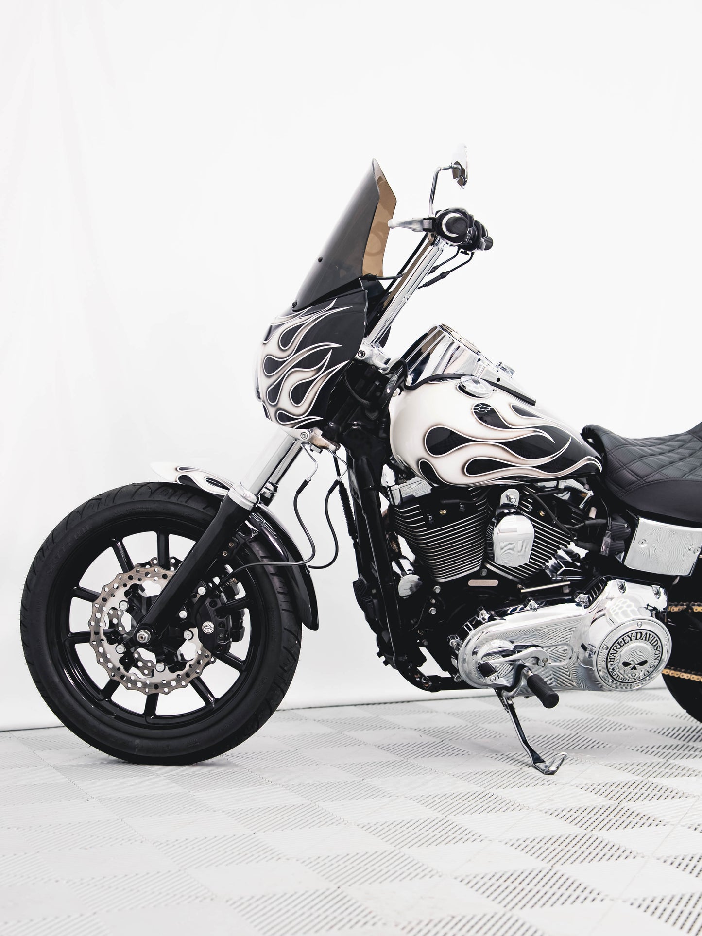 2011 SUPER GLIDE CUSTOM