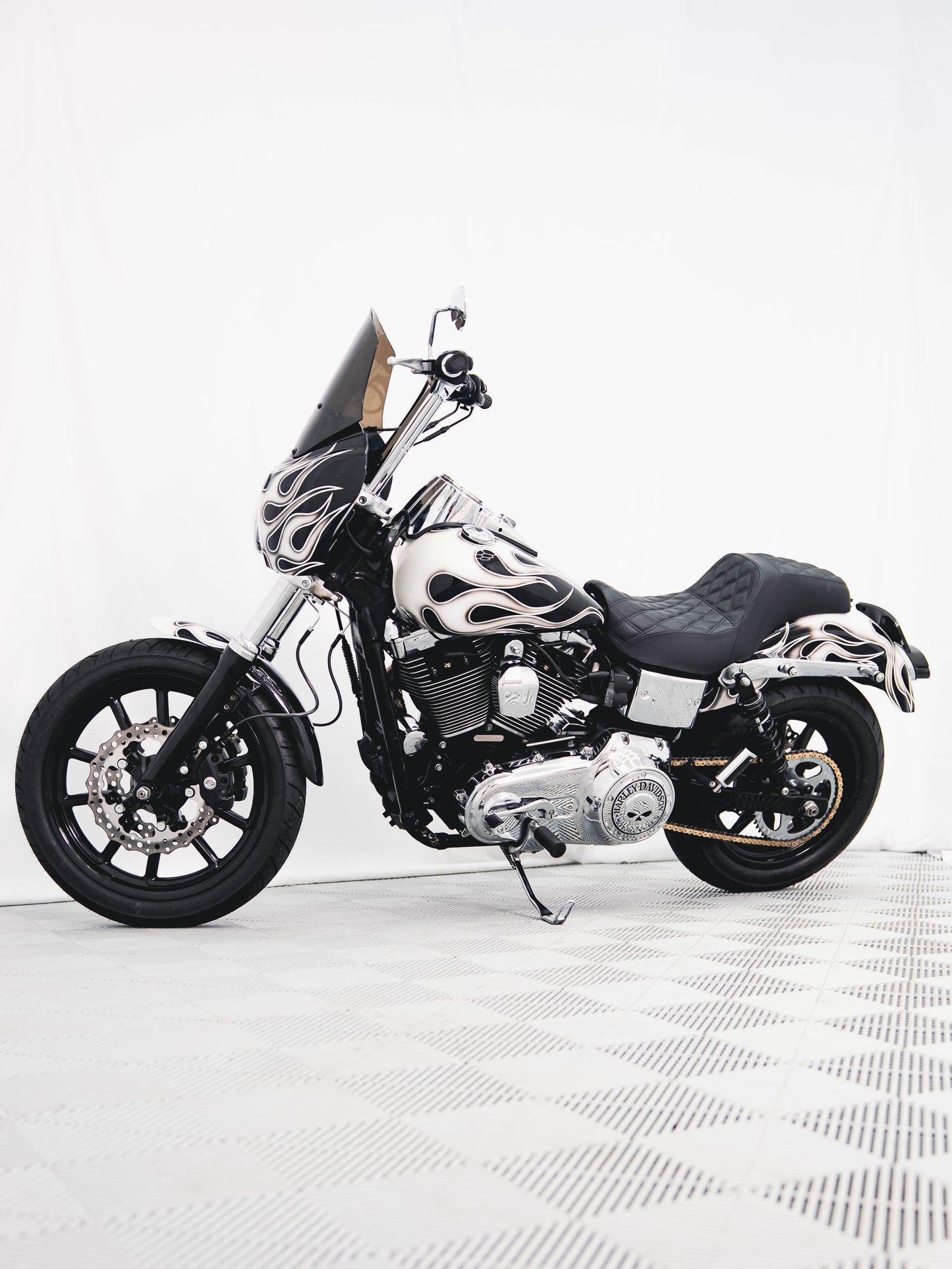 2011 SUPER GLIDE CUSTOM