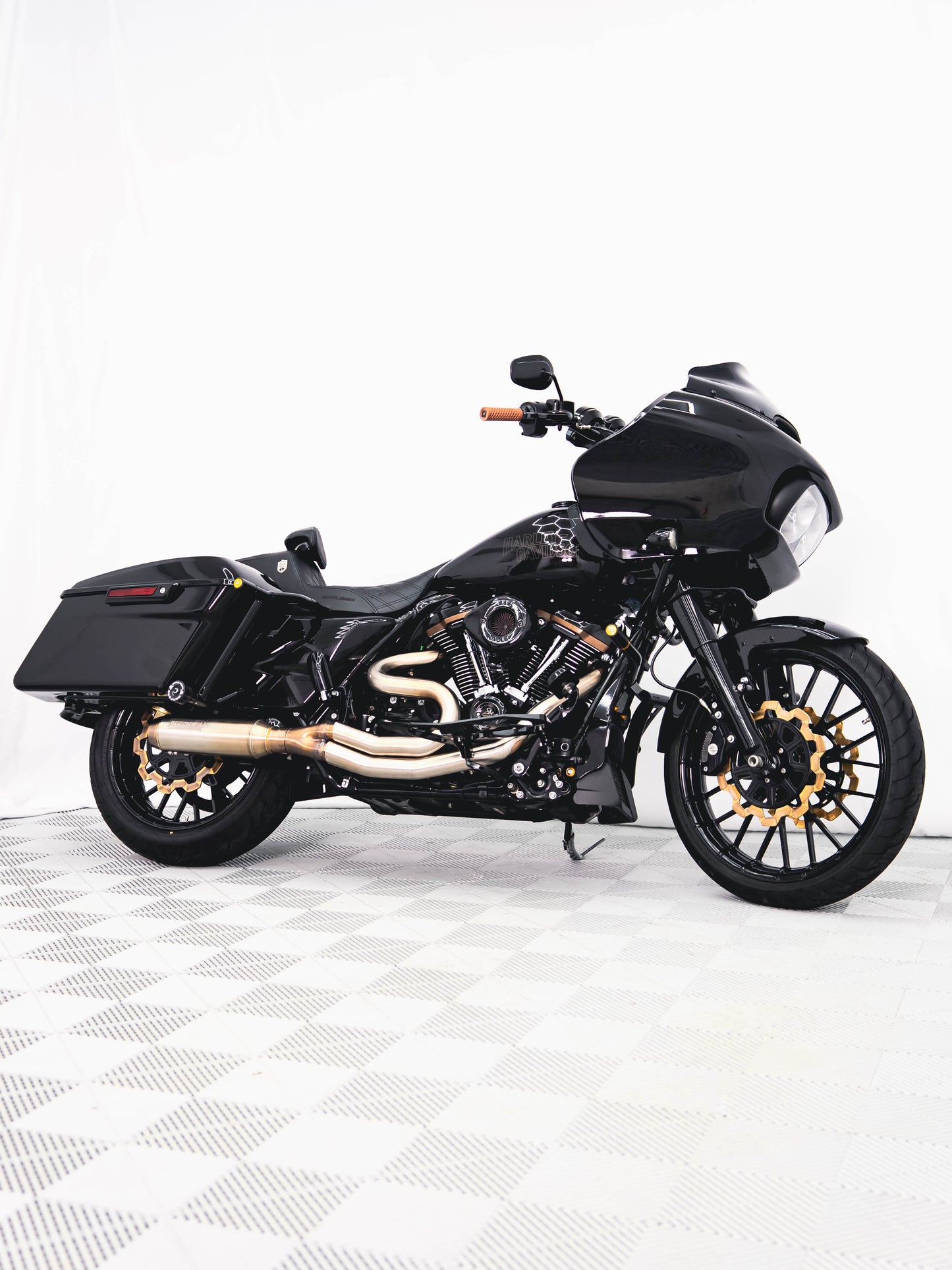 2022 ROAD GLIDE ST 2k MILES