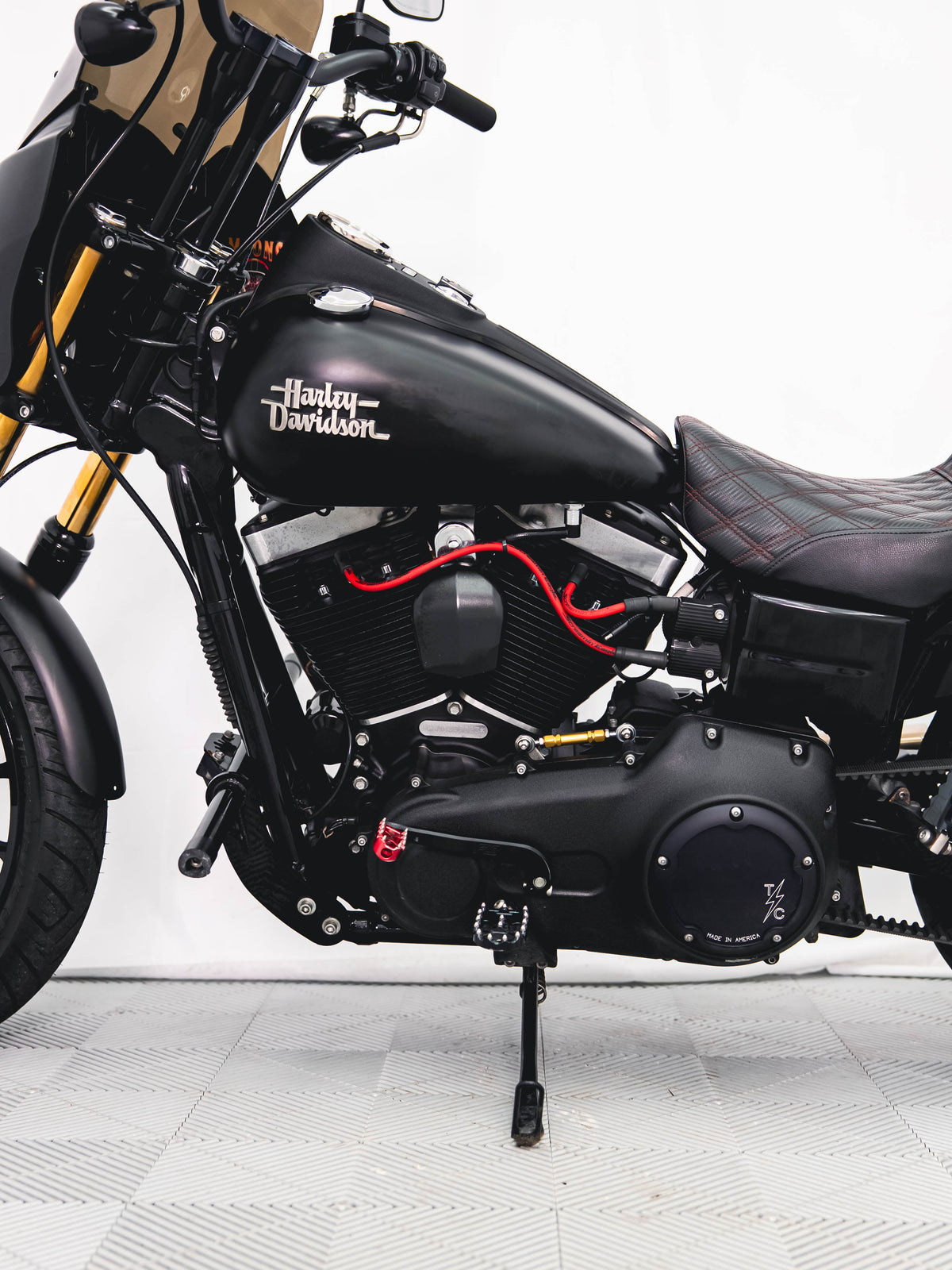 2017 FXDB