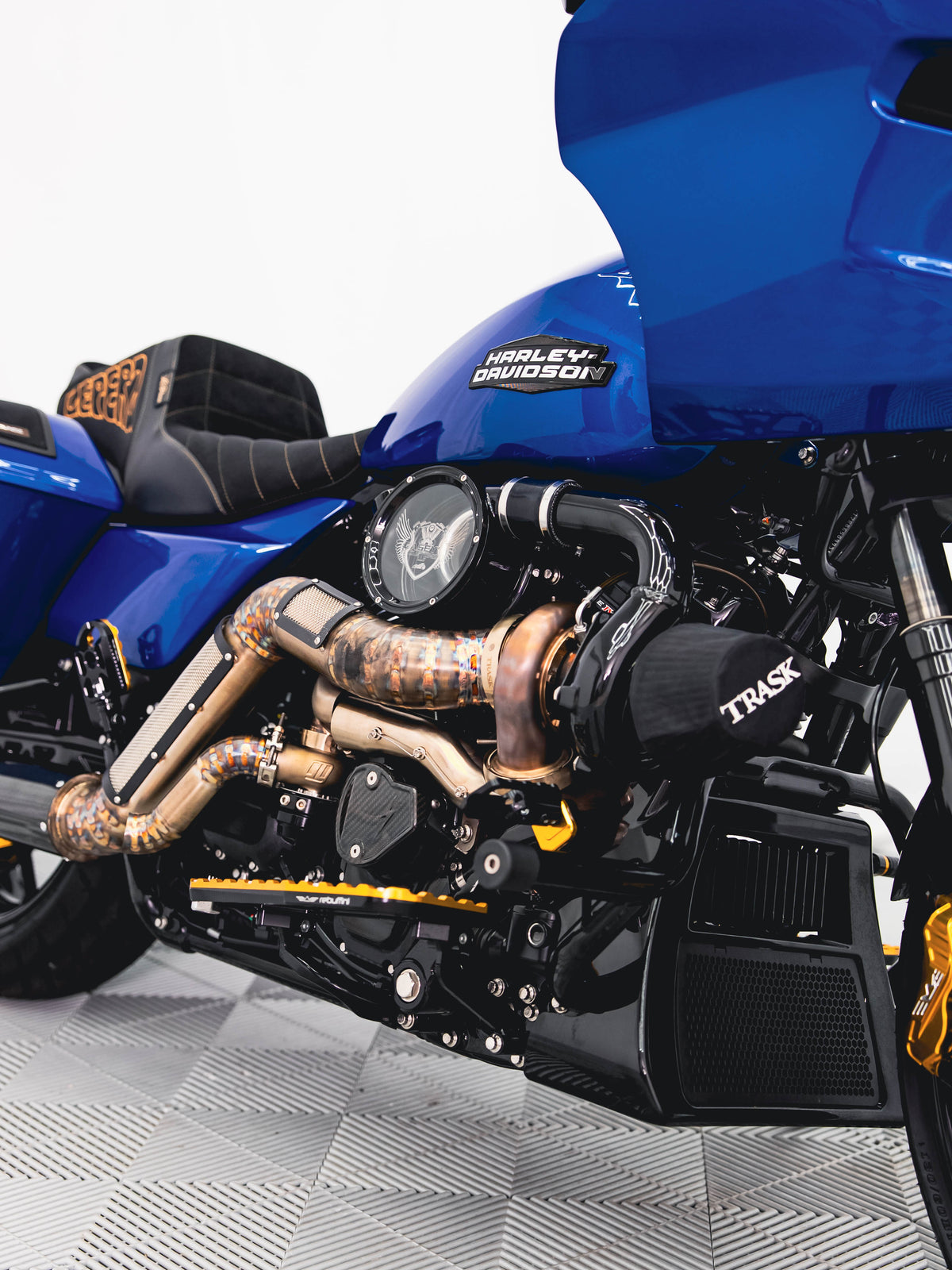 2024 ROAD GLIDE 230HP! FULL CUSTOM BUILD 1800 MILES.