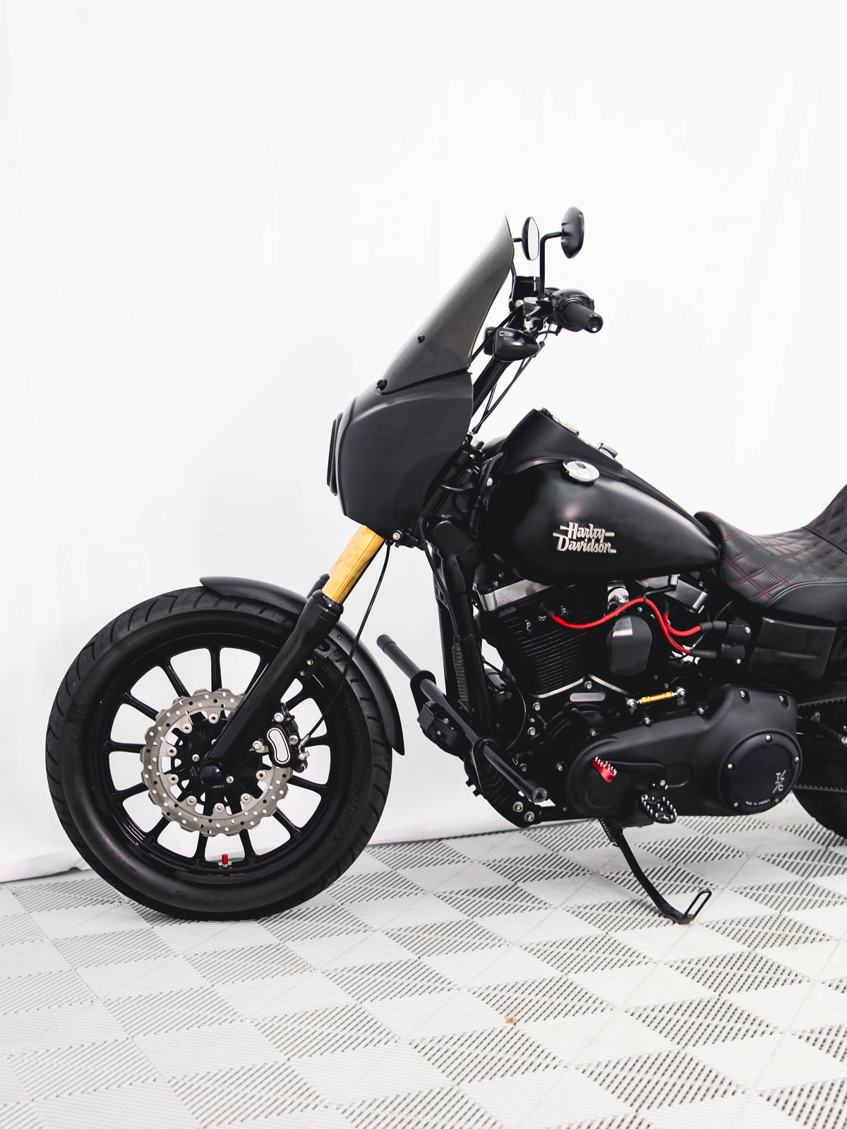 2017 FXDB