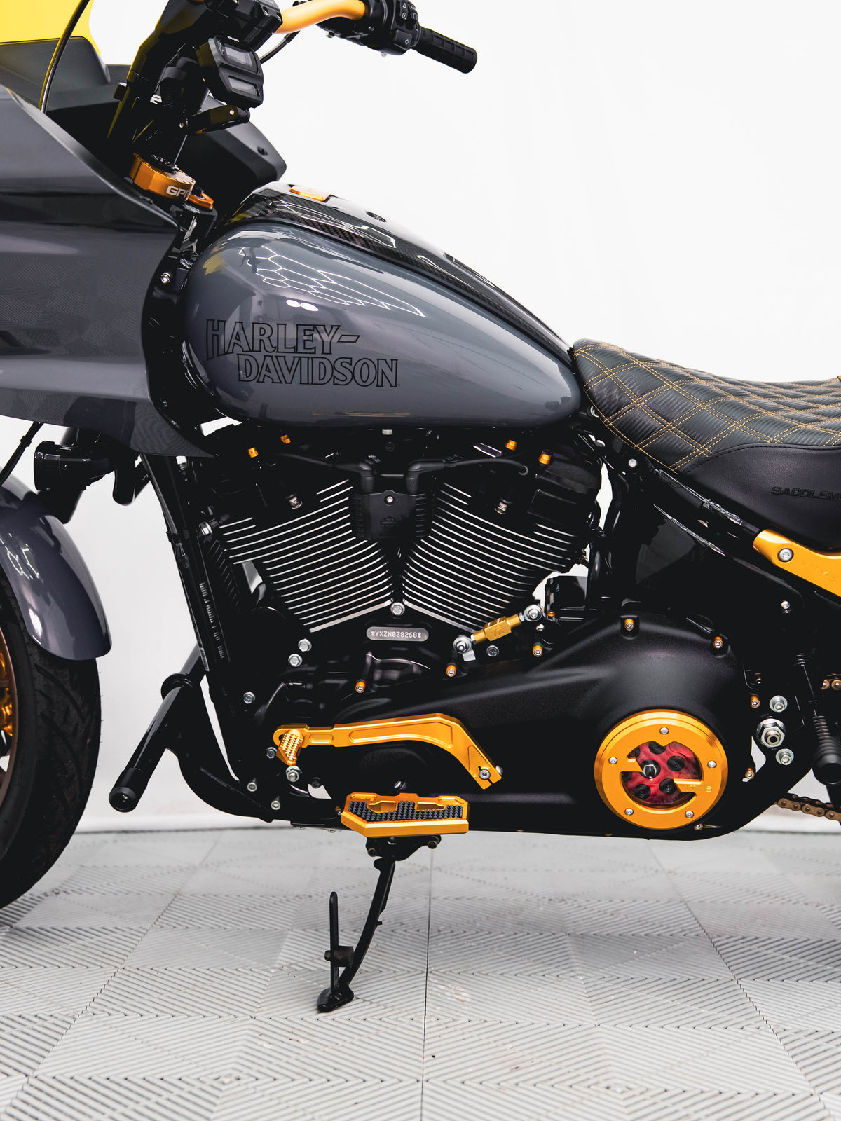 2022 LOW RIDER ST