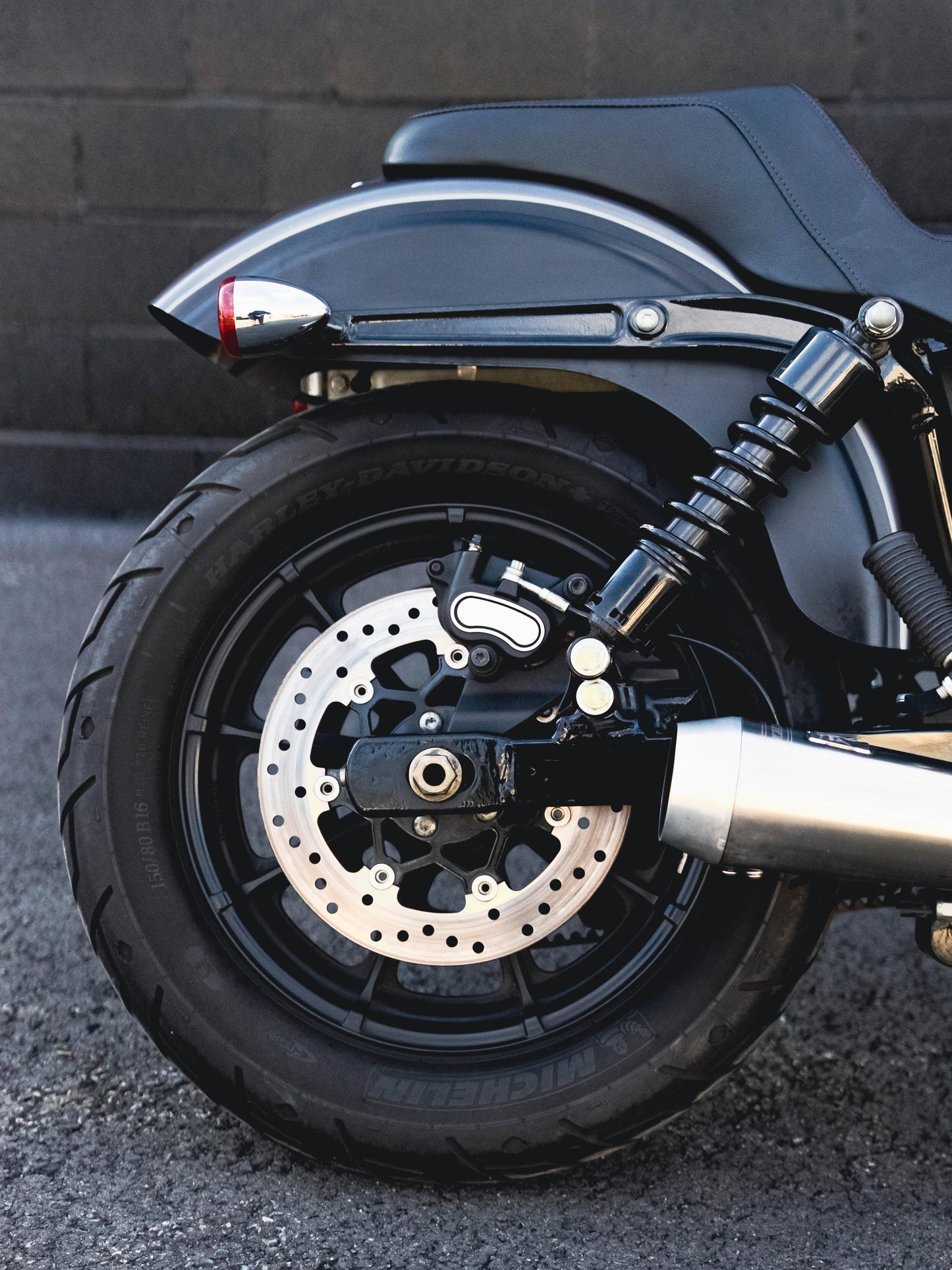 2017 FXDB STREET BOB