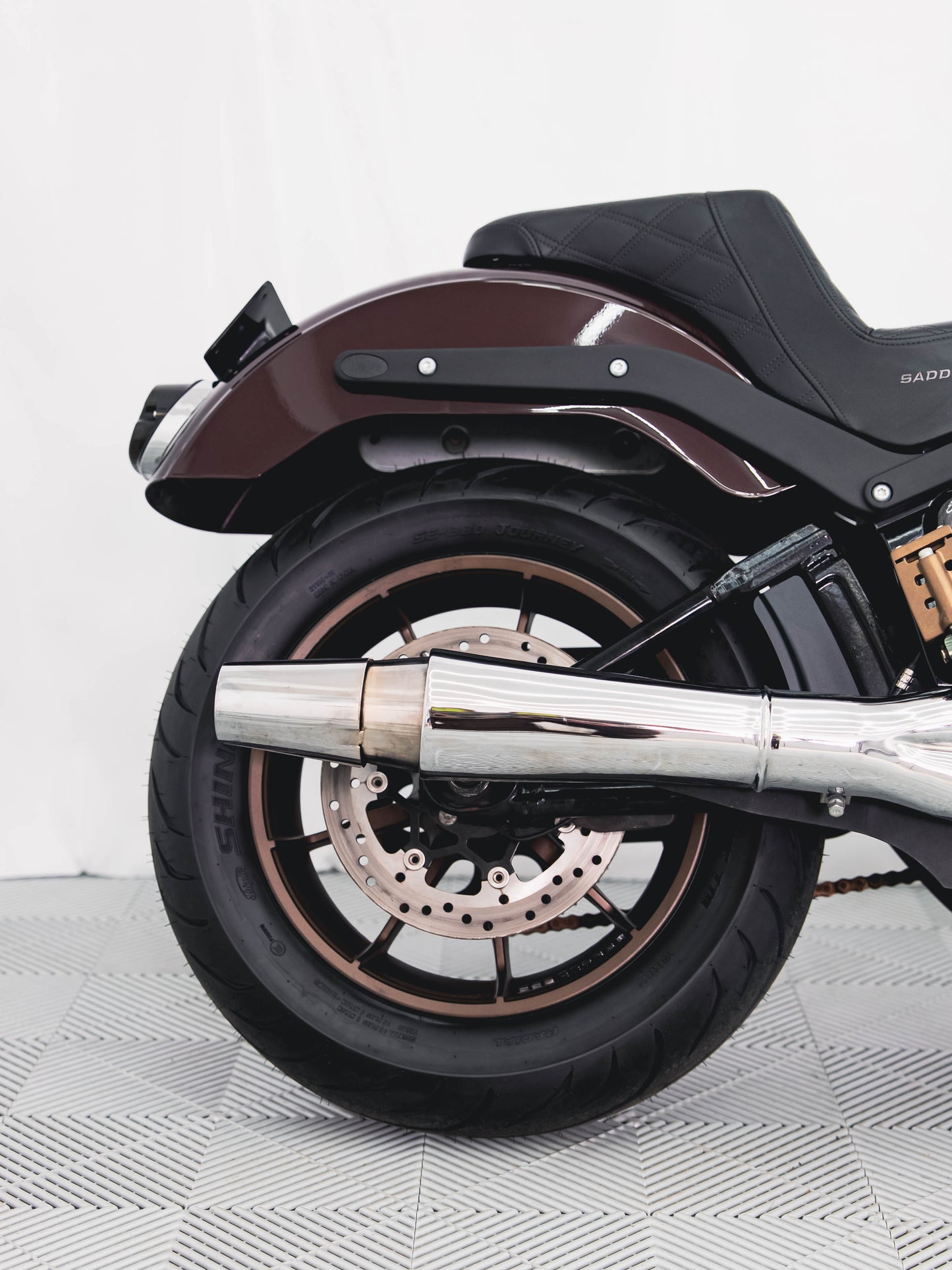 2021 LOW RIDER S CRIMSON RED