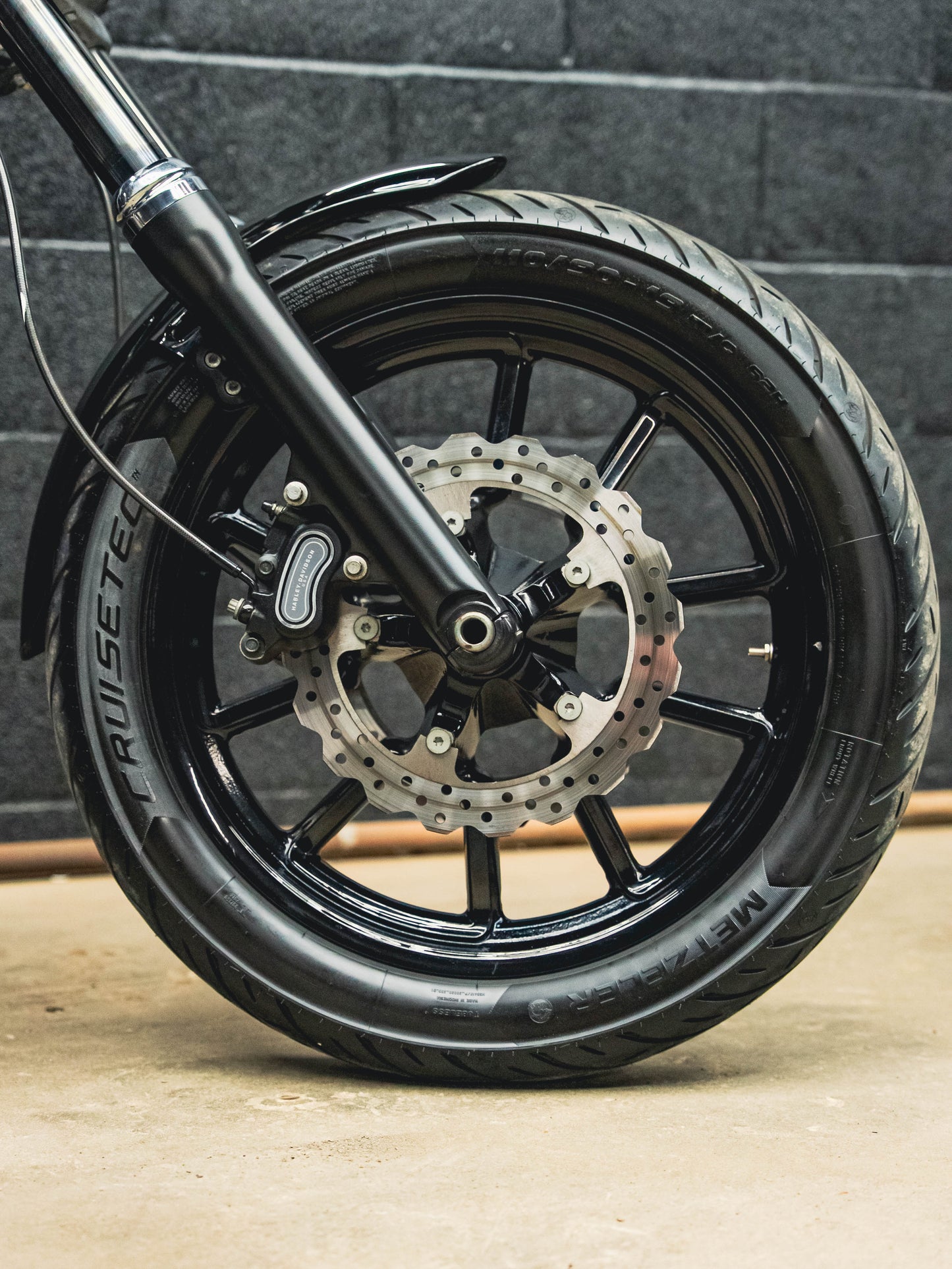 2015 FXDL