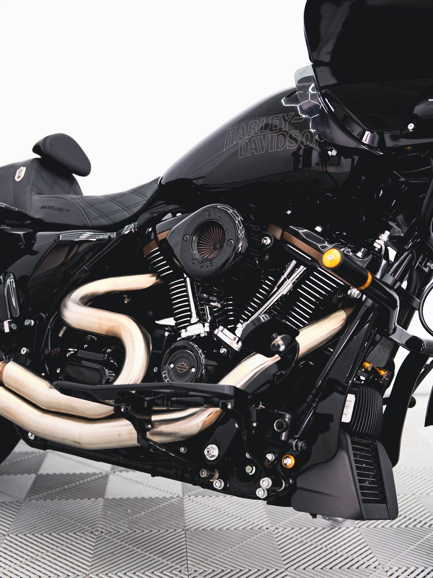2022 ROAD GLIDE ST 2k MILES