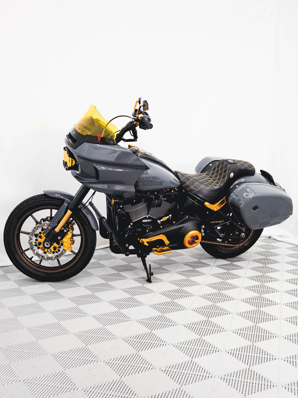 2022 LOW RIDER ST