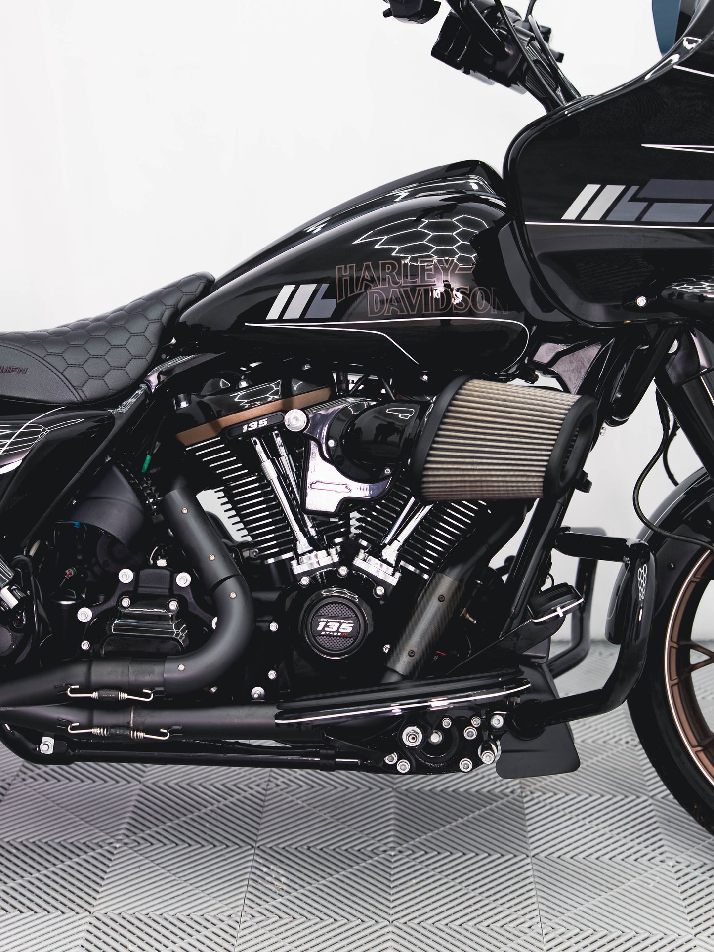 2023 ROAD GLIDE ST 135" CRATE MOTOR 3k MILES