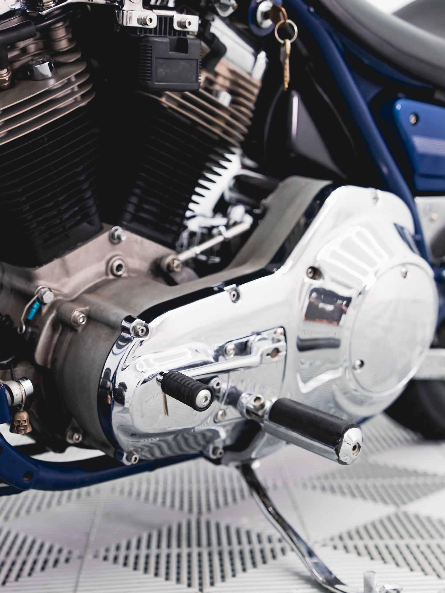 1987 FXRC BLUE FRAME