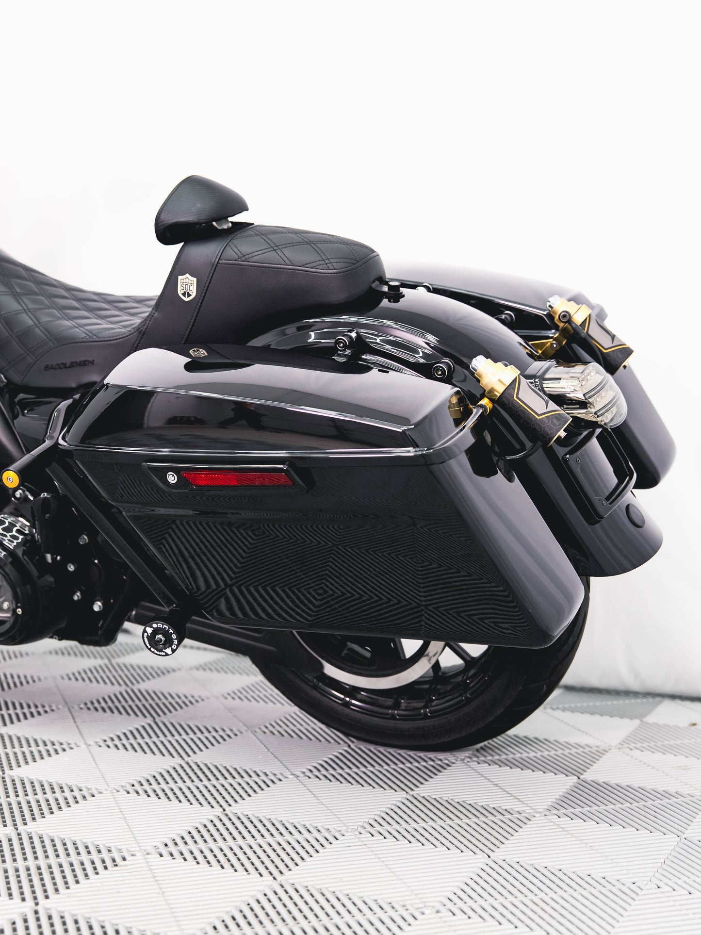 2022 ROAD GLIDE ST 2k MILES