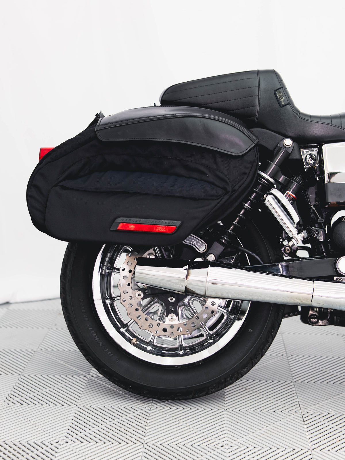 2002 FXDXT