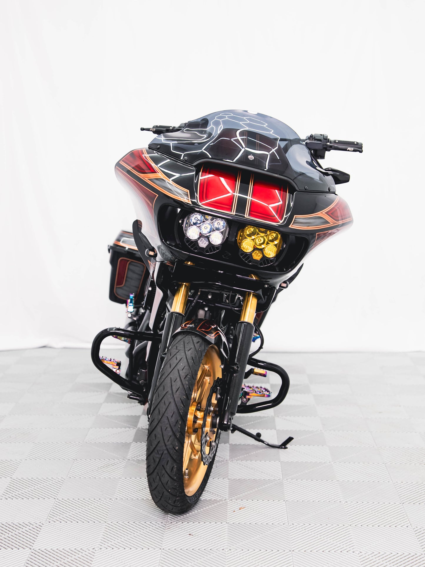 2022 ROAD GLIDE ST MOONSHINE HP
