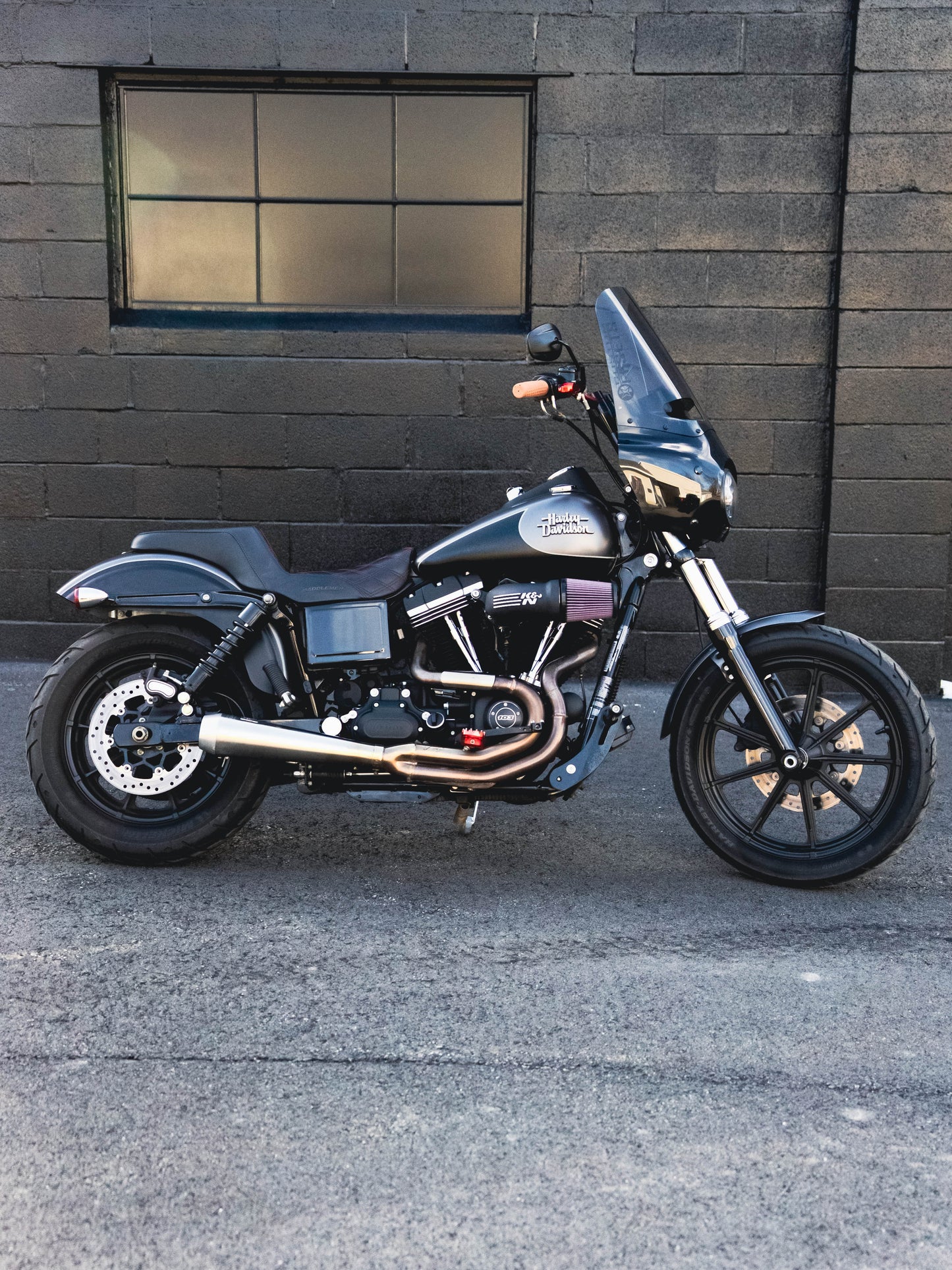 2017 FXDB STREET BOB