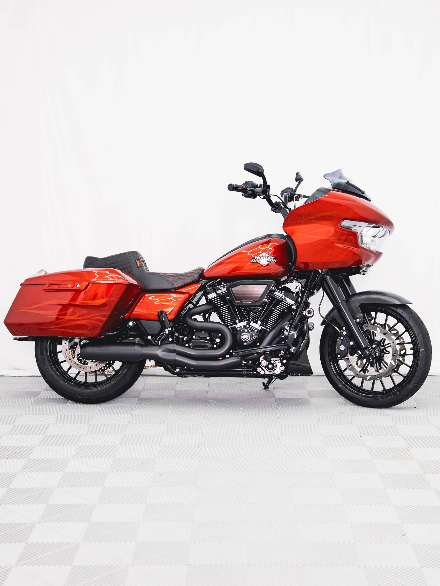 2025 ROAD GLIDE 190 MILES