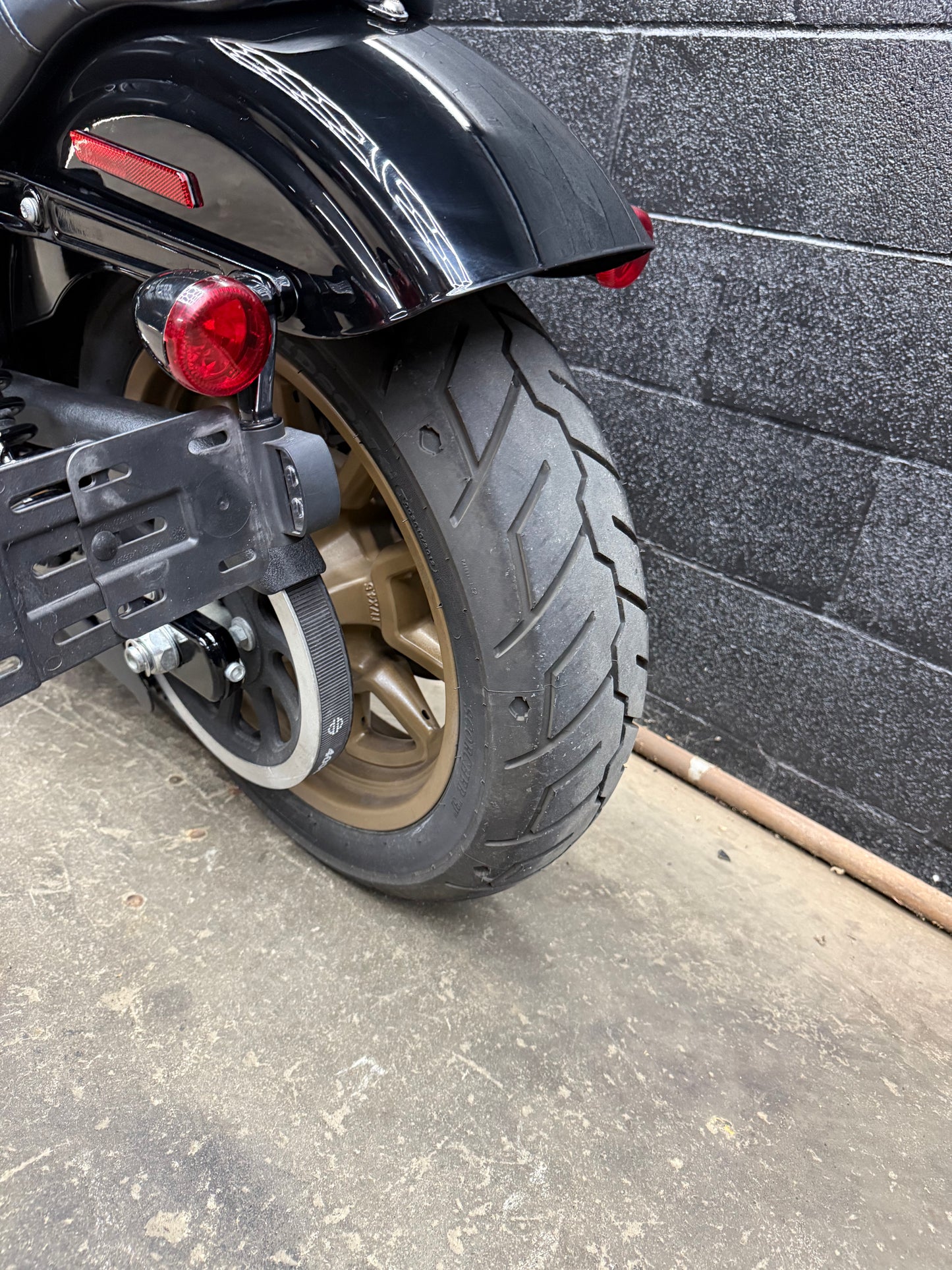 2017 FXDLS