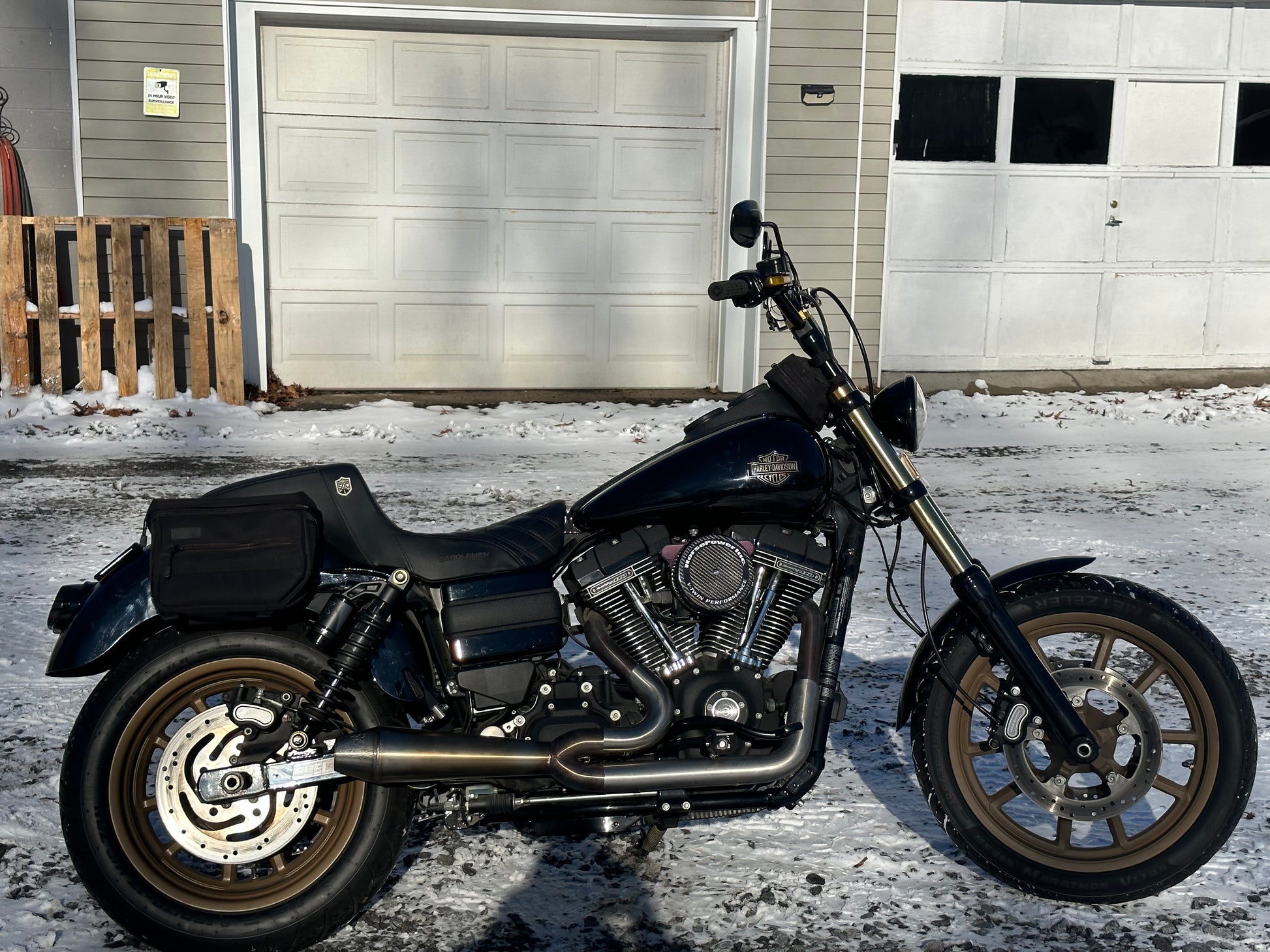 2017 FXDLS β Frasermoto