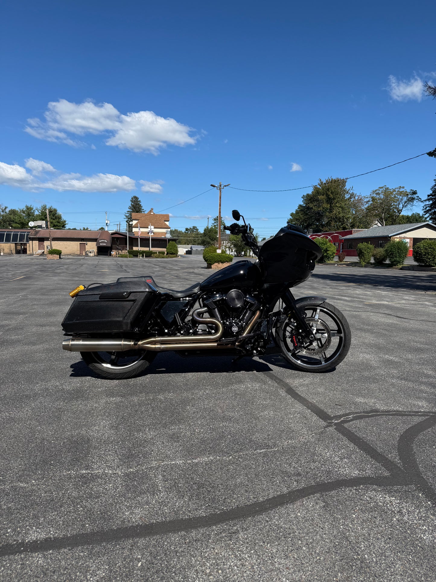 2025 ROAD GLIDE MOONSHINE HP