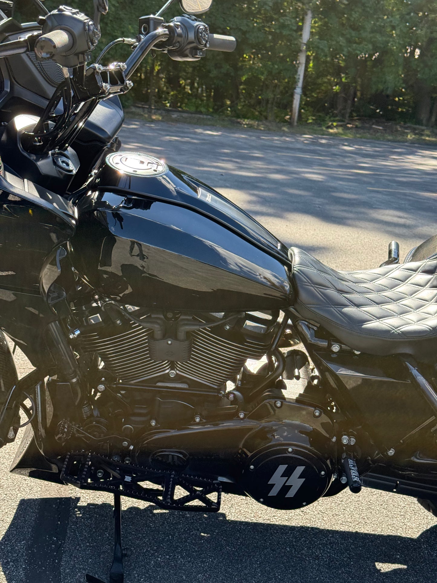 2025 ROAD GLIDE MOONSHINE HP